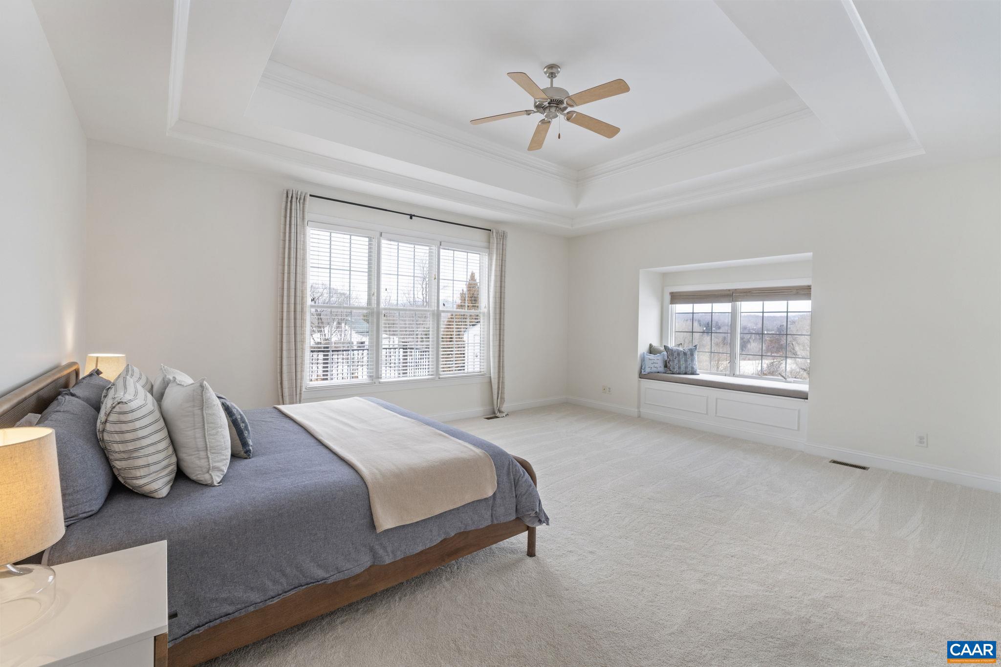 THE ROCKS - Residential