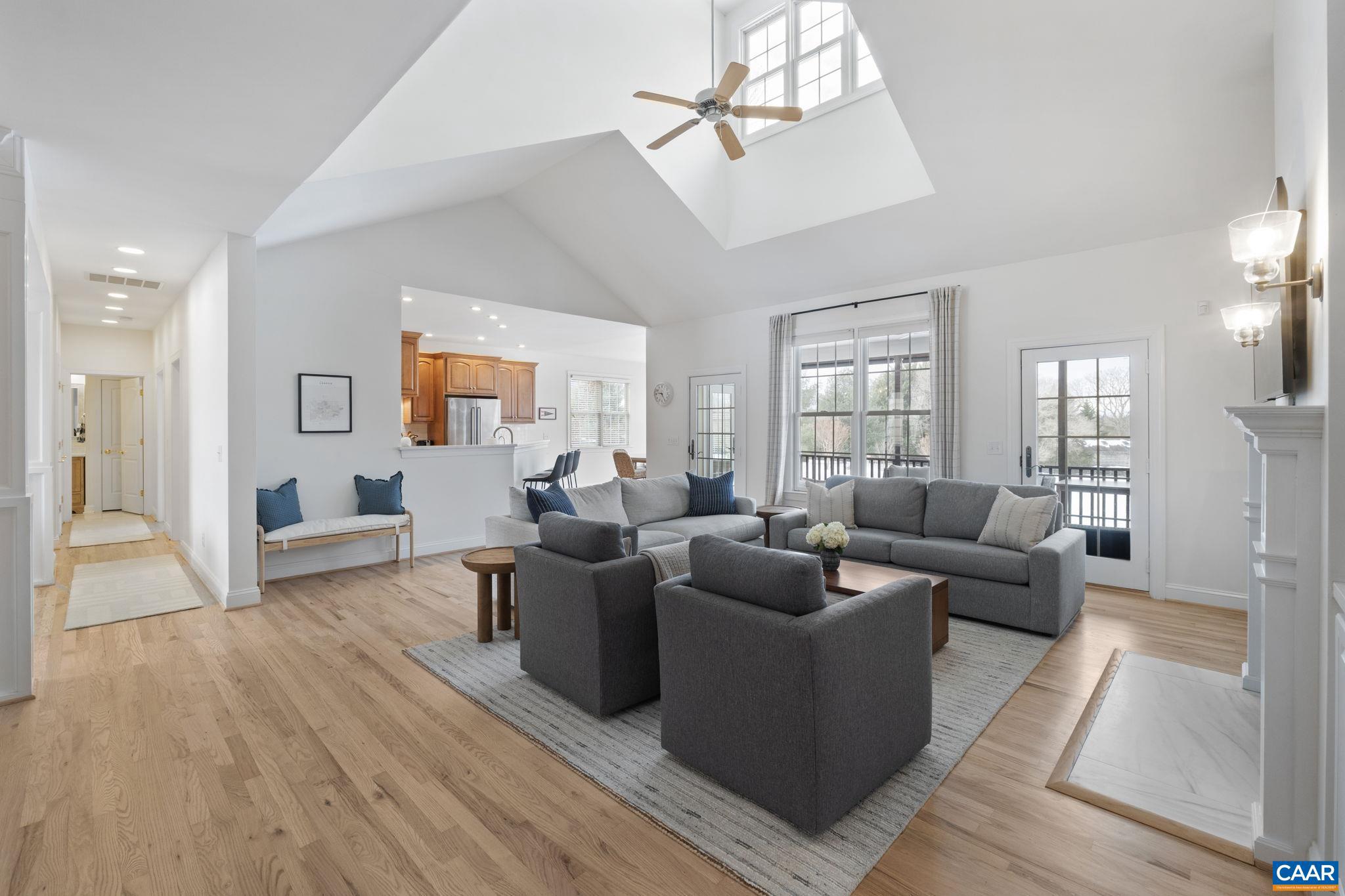 THE ROCKS - Residential