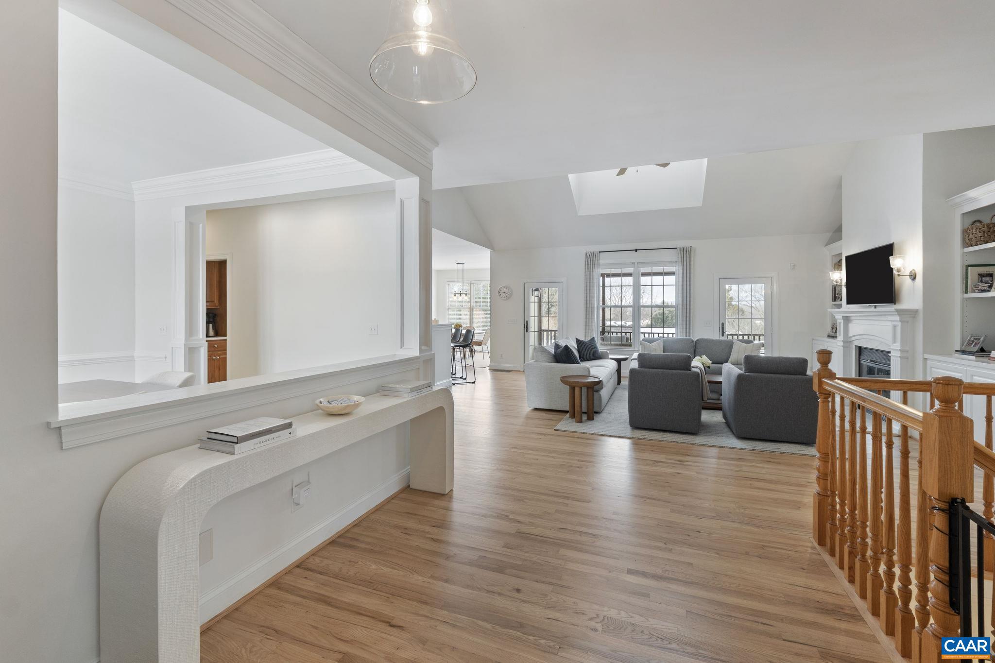 THE ROCKS - Residential