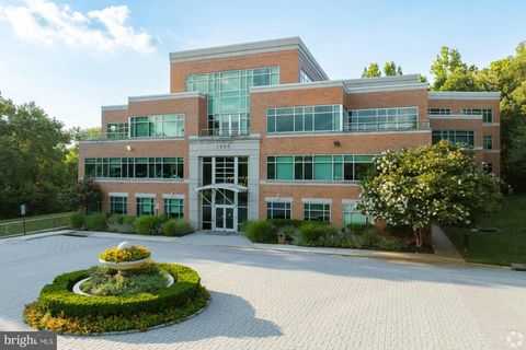 Photo of 1984 Isaac Newton Square W #400,401,402, RESTON, VA 20190 (MLS # VAFX2274192)