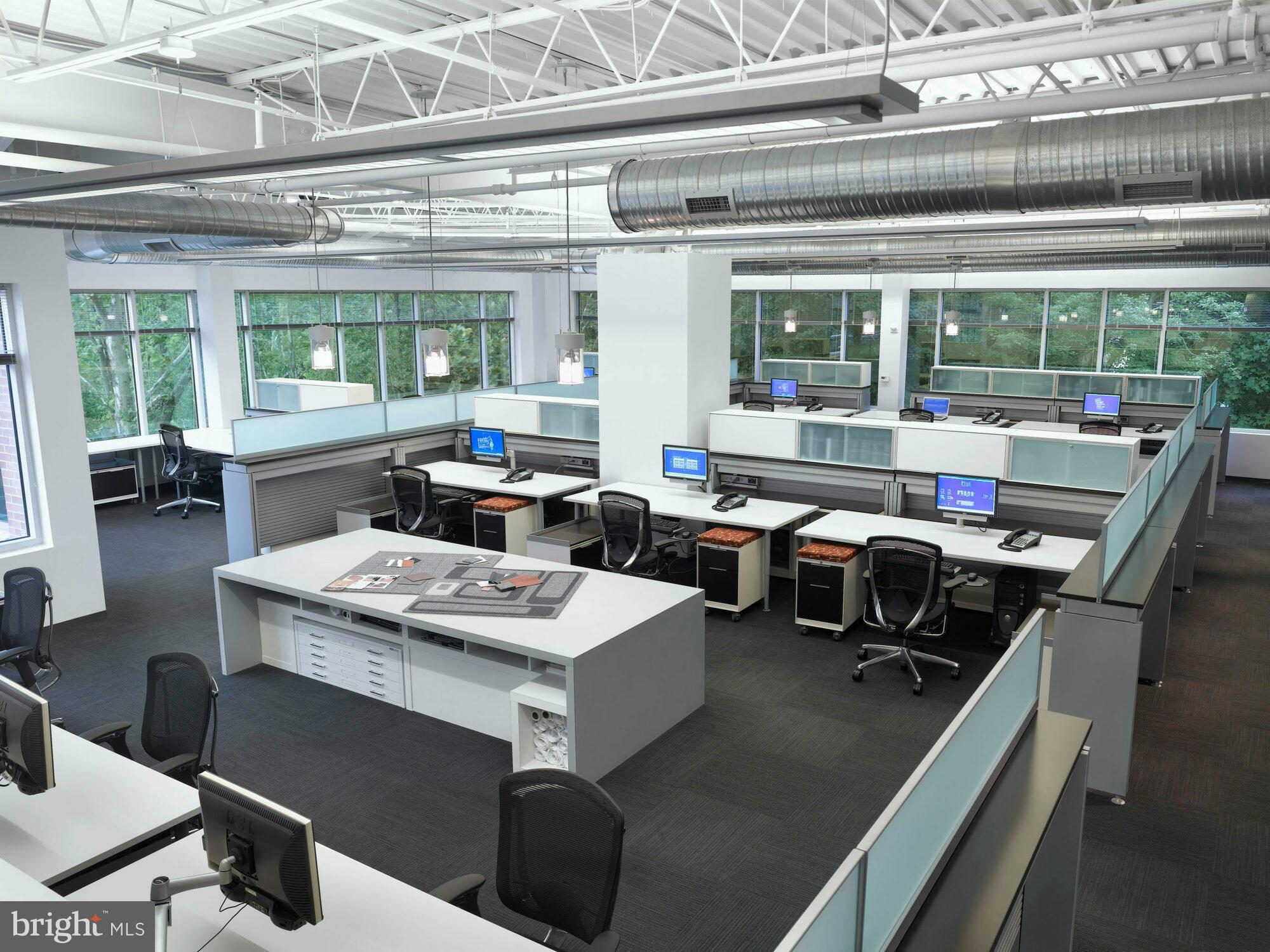 1984 ISAAC NEWTON SQUARE W 400,401,402