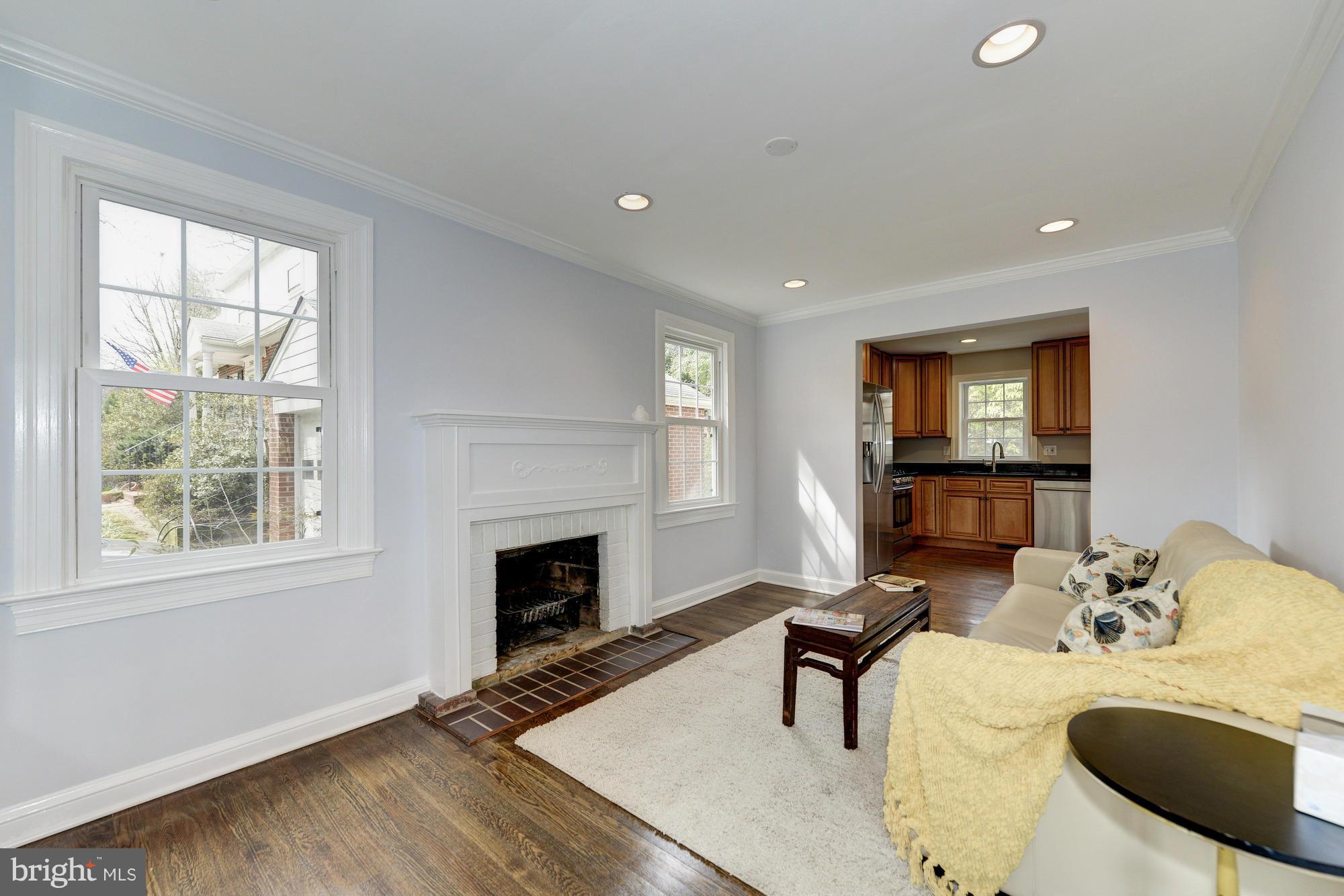 BEVERLY HILLS - Residential