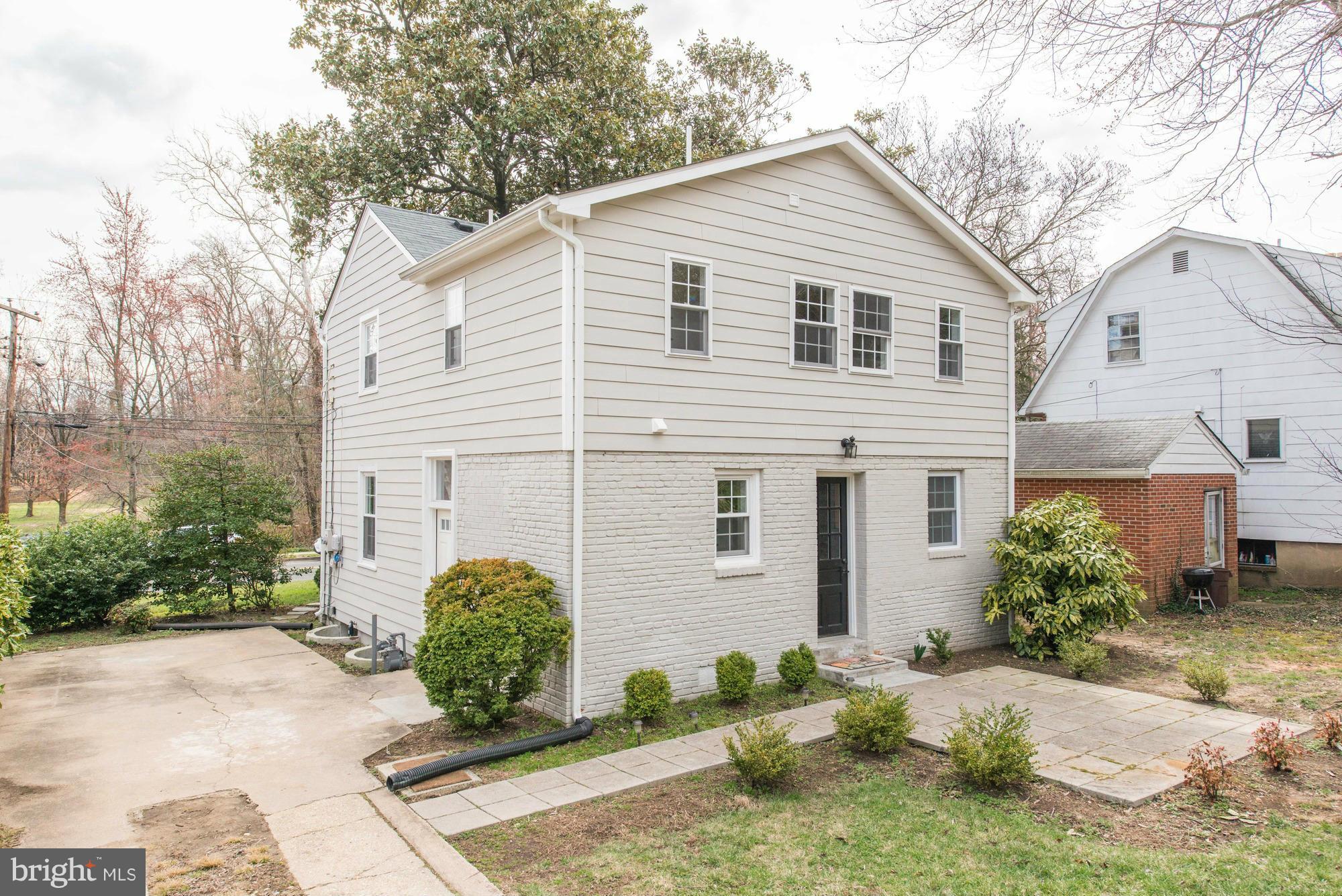 BEVERLY HILLS - Residential