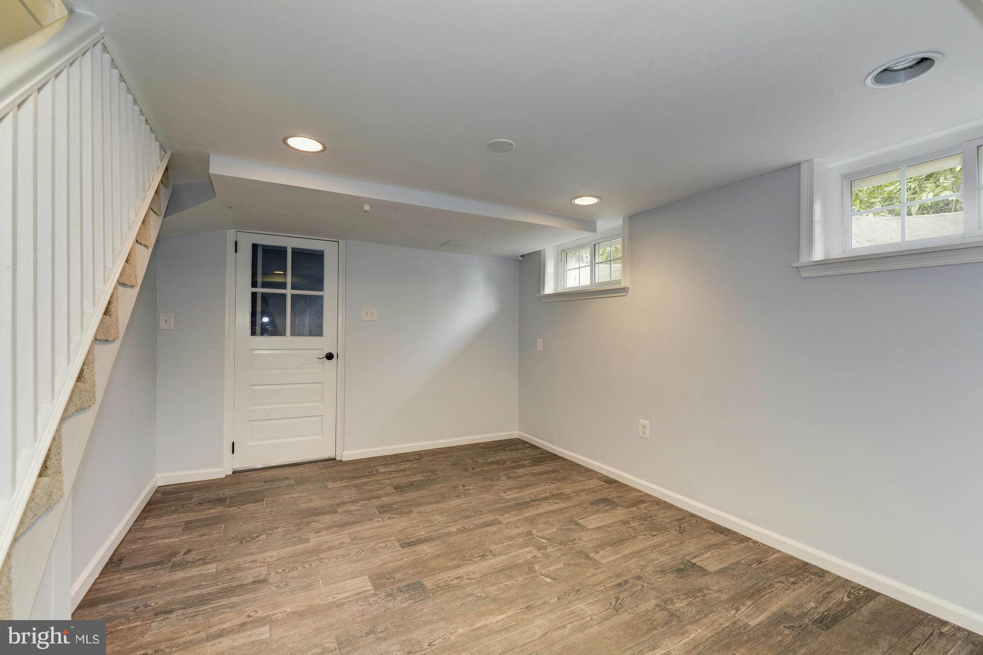 BEVERLY HILLS - Residential