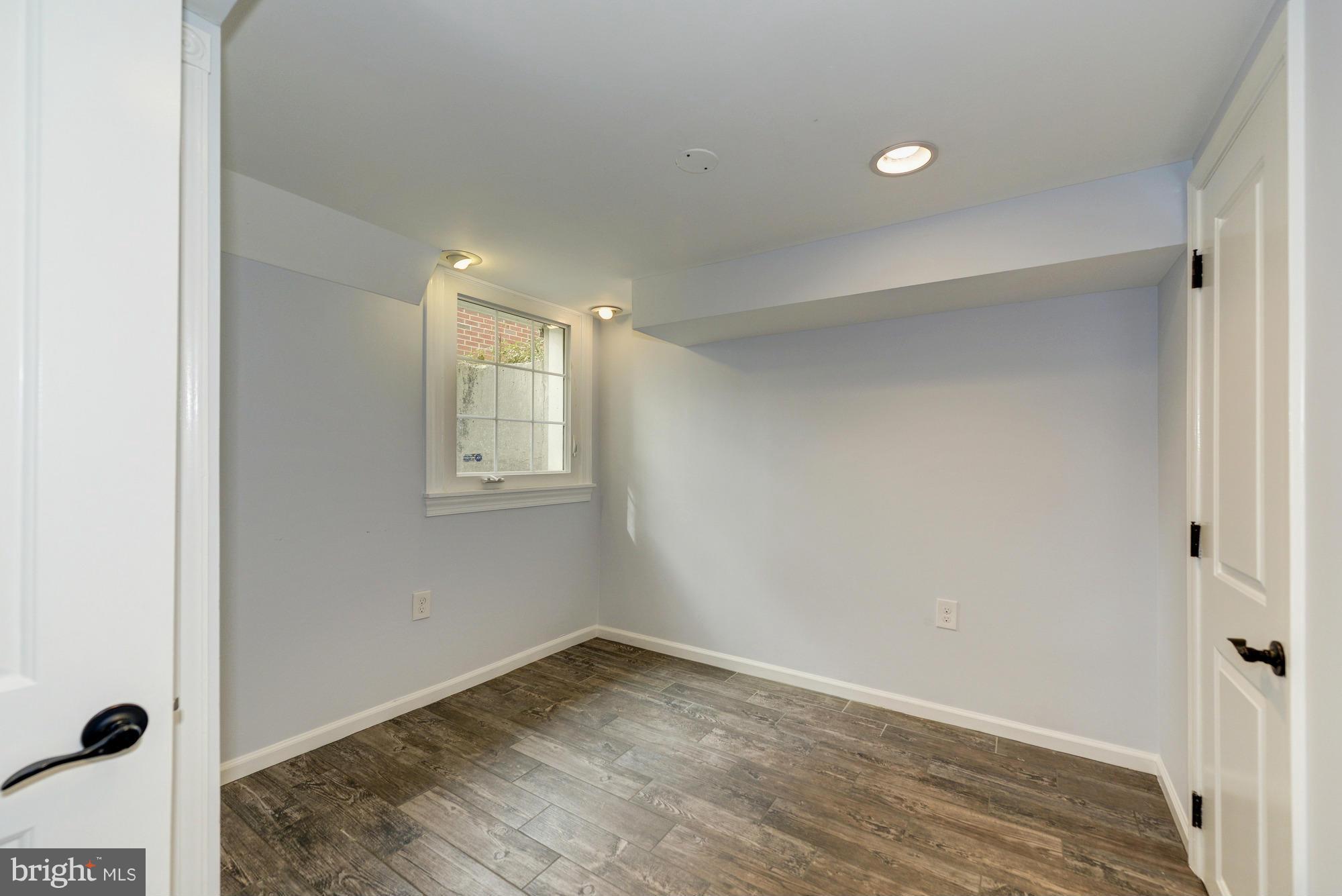 BEVERLY HILLS - Residential