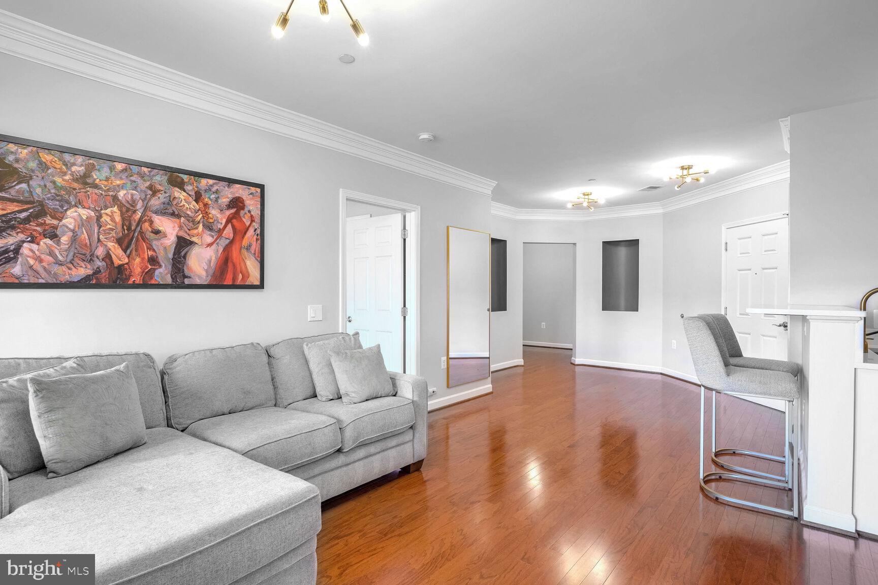 2101 N MONROE STREET 204