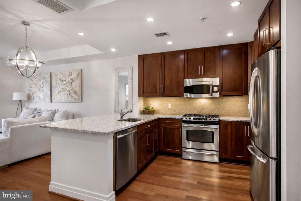 Photo of 8220 Crestwood Heights Drive #314, MCLEAN, VA 22102 (MLS # VAFX2310364)