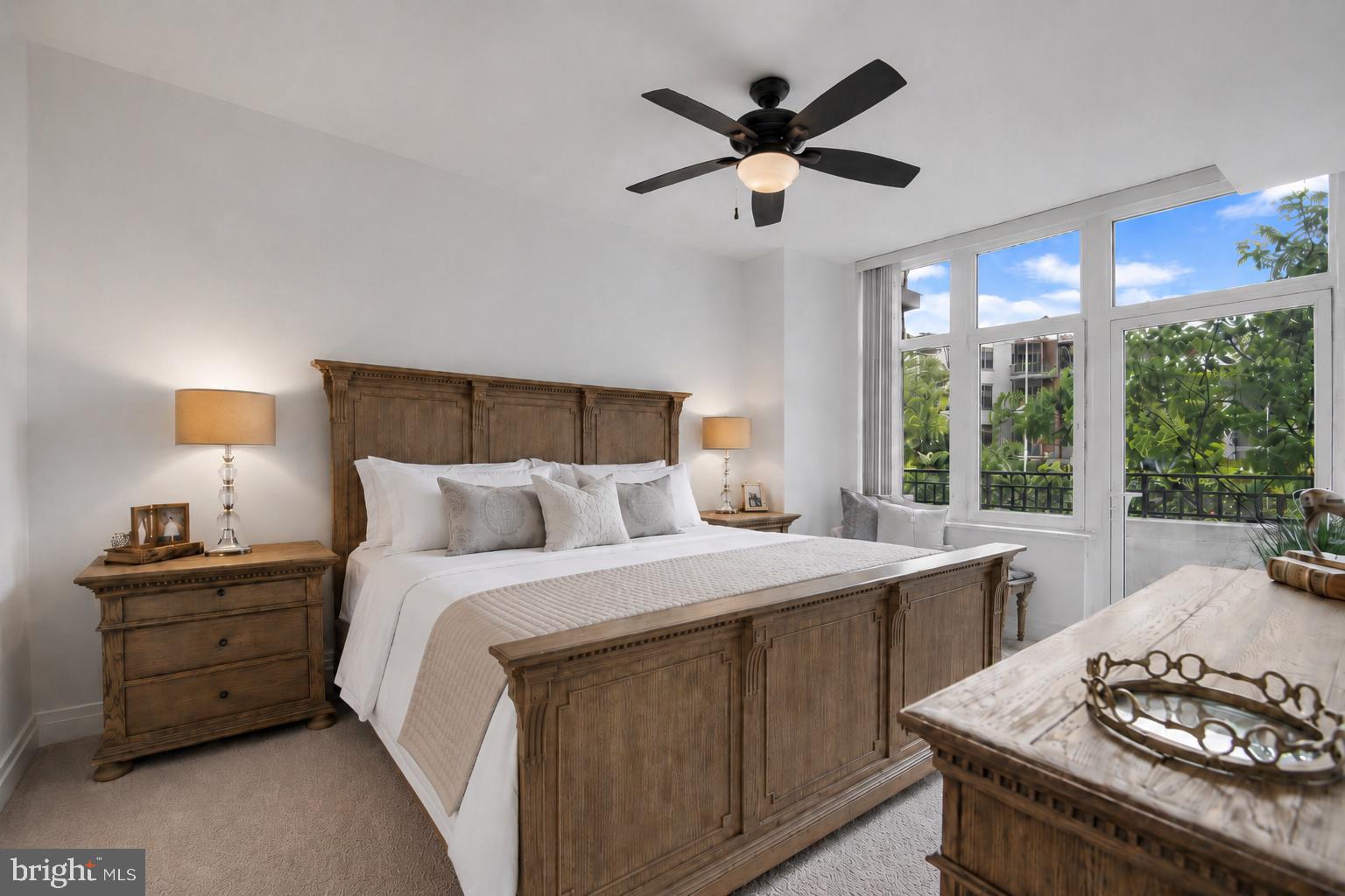 ONE PARK CREST CONDOMINIUM - Residential