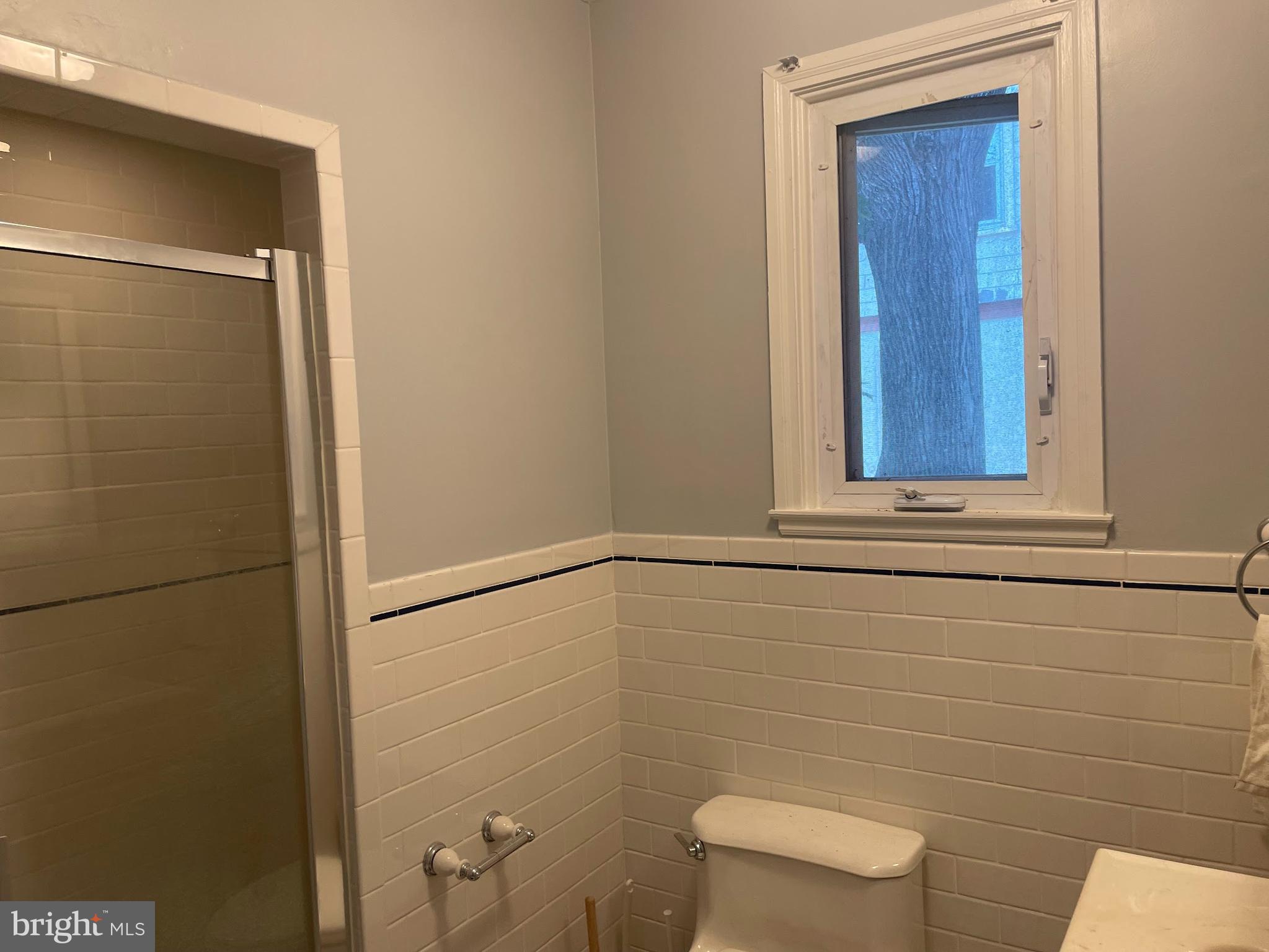 FORT WASHINGTON - Residential Lease