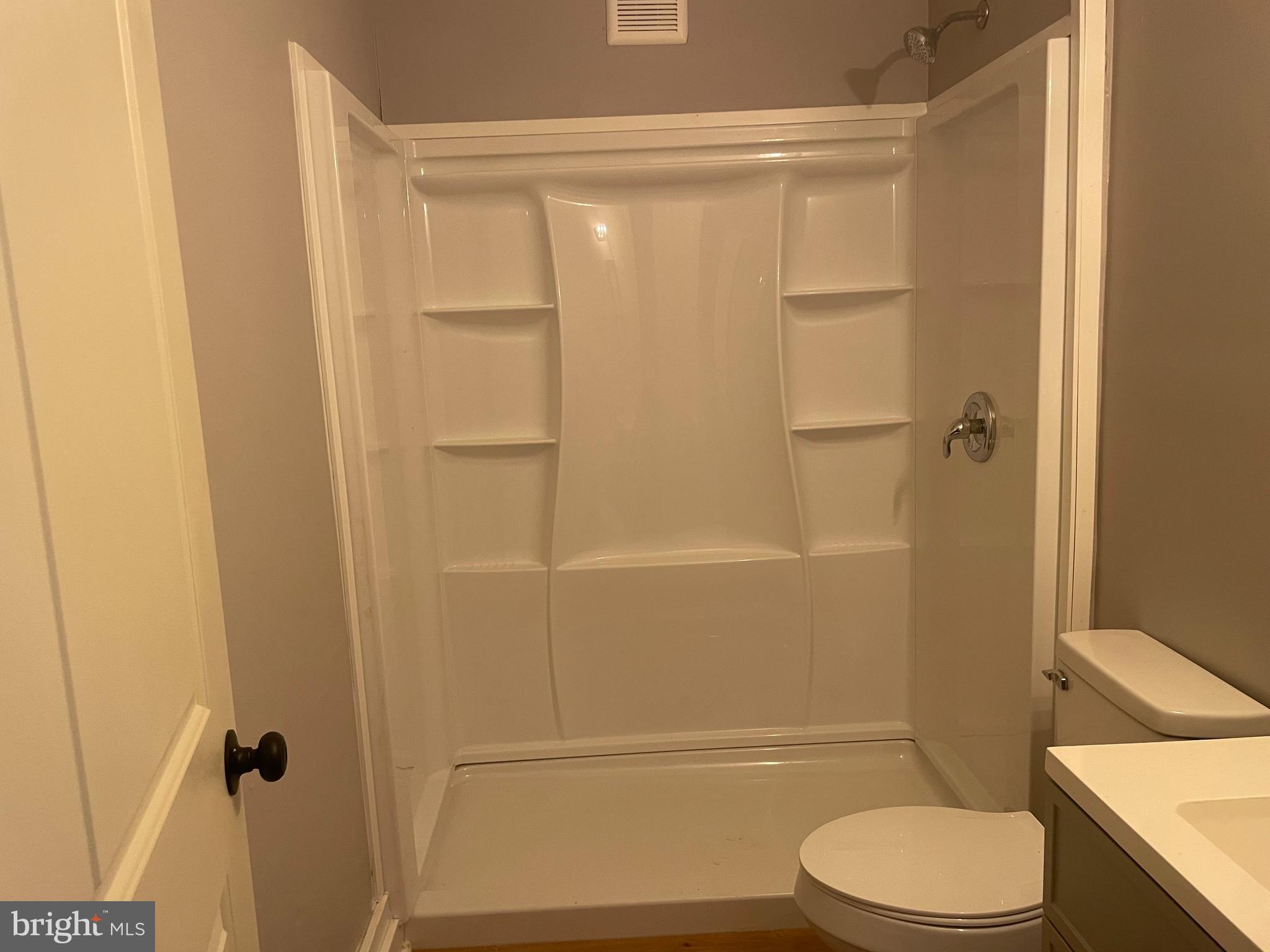 FORT WASHINGTON - Residential Lease