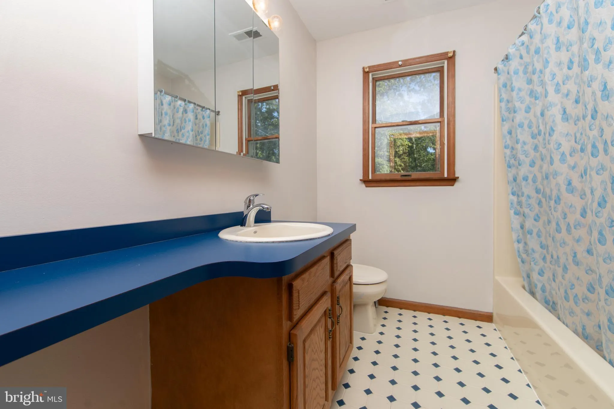 Franklinville, New Jersey 08322, United States, 4 Bedrooms Bedrooms, ,3 BathroomsBathrooms,Residential,Active,214830