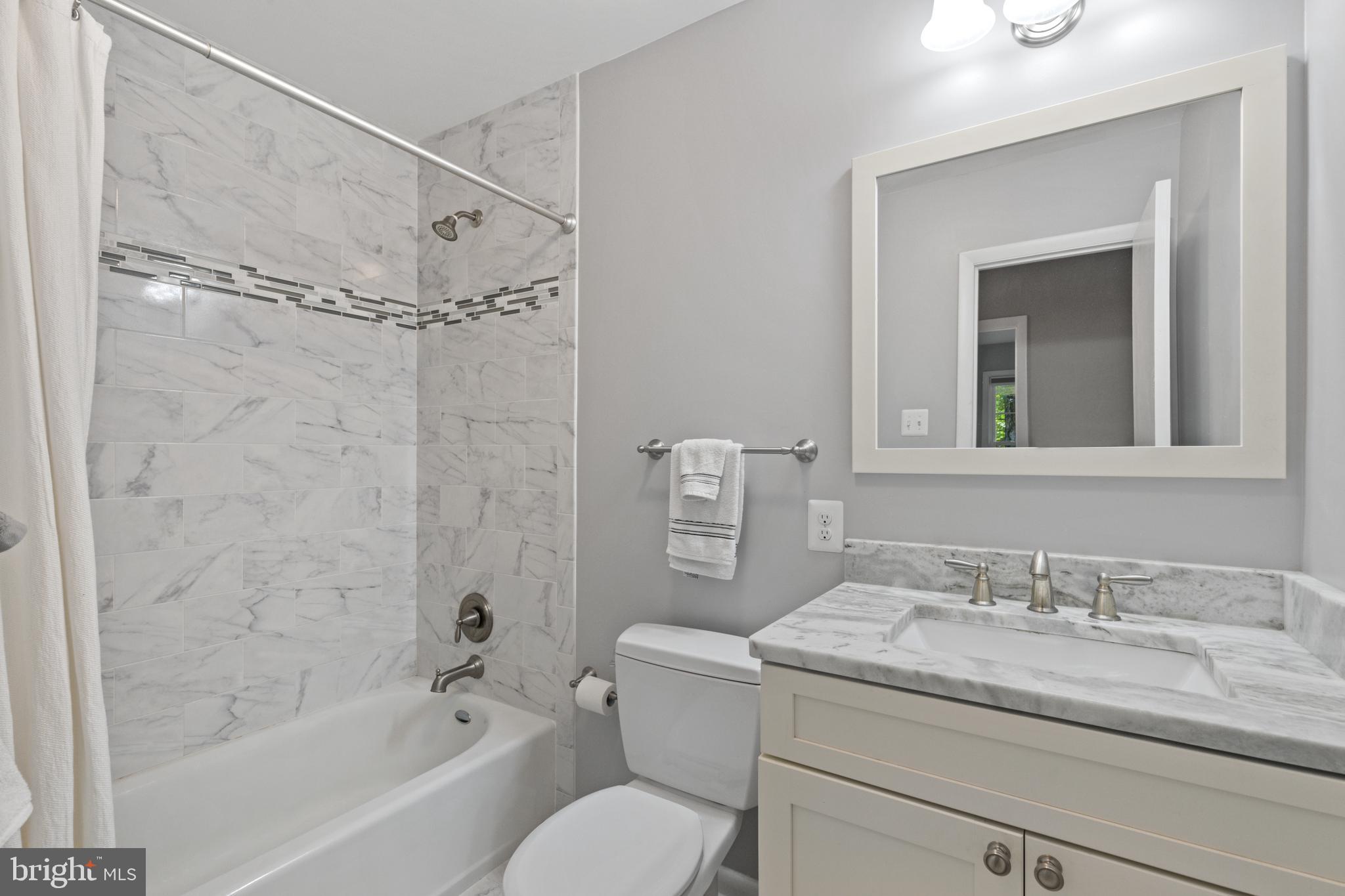 EAGLES LOFT - Residential