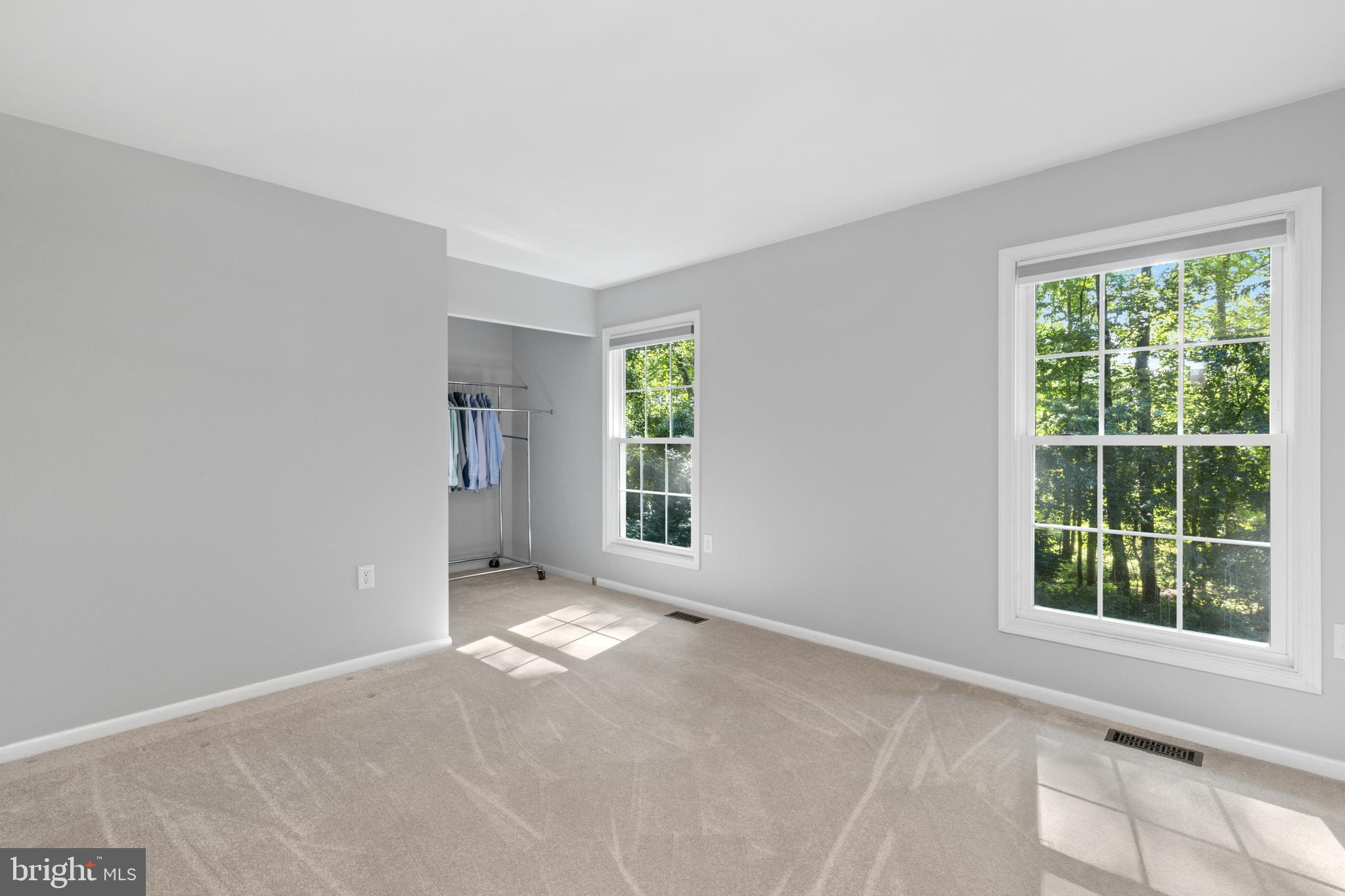 EAGLES LOFT - Residential