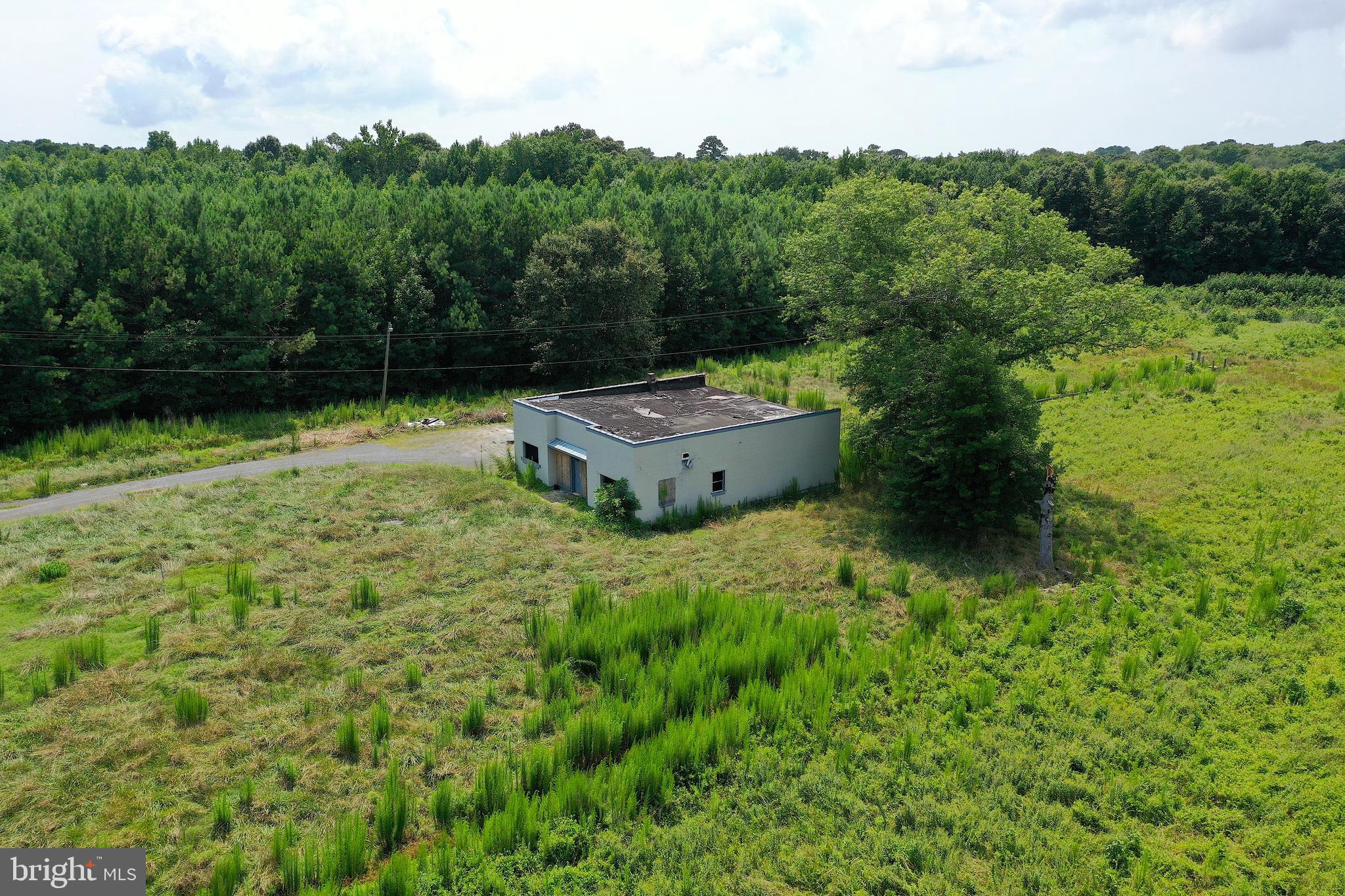 1637 DUN SWAMP ROAD