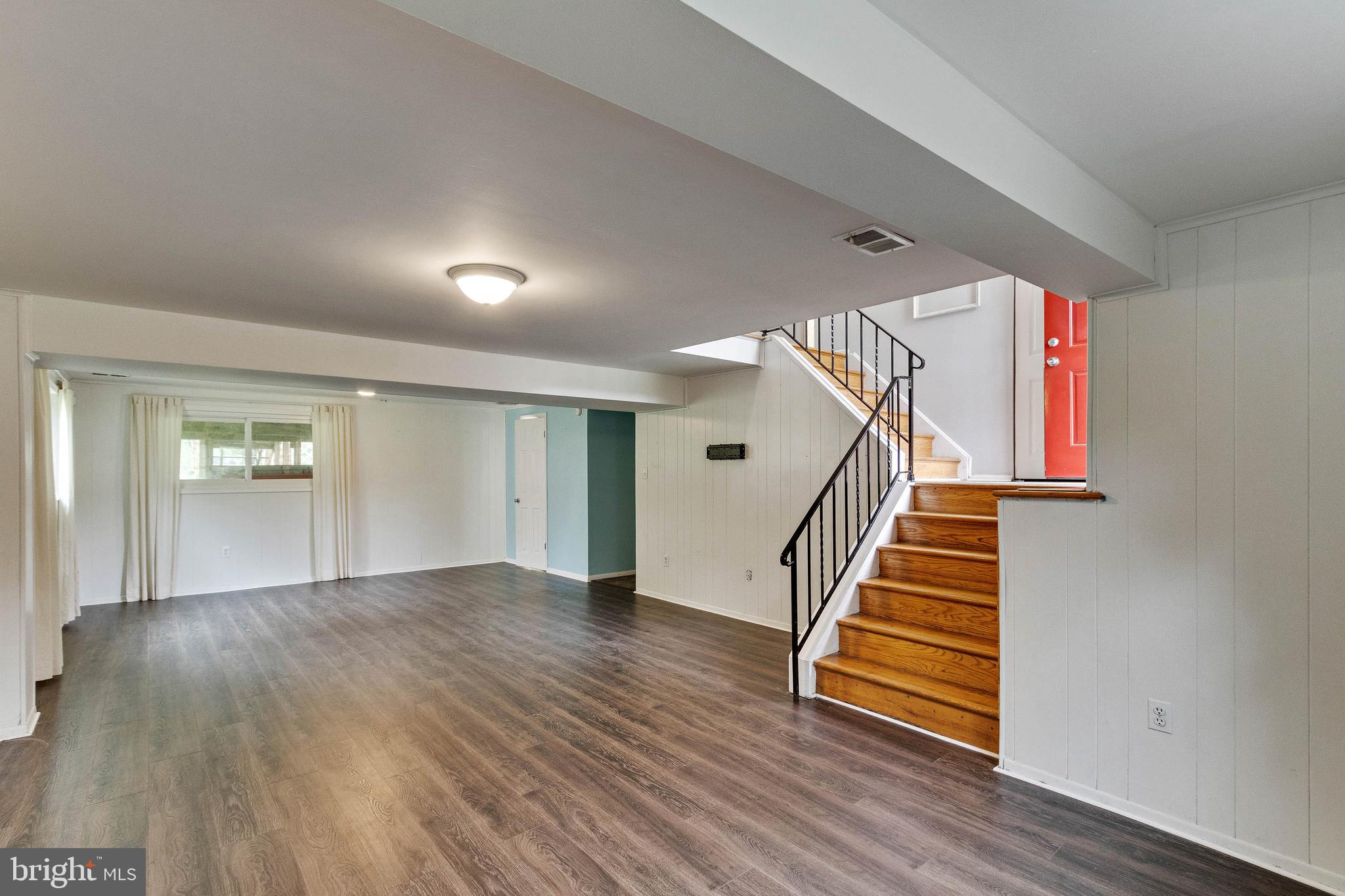 POMFRET ESTATES - Residential