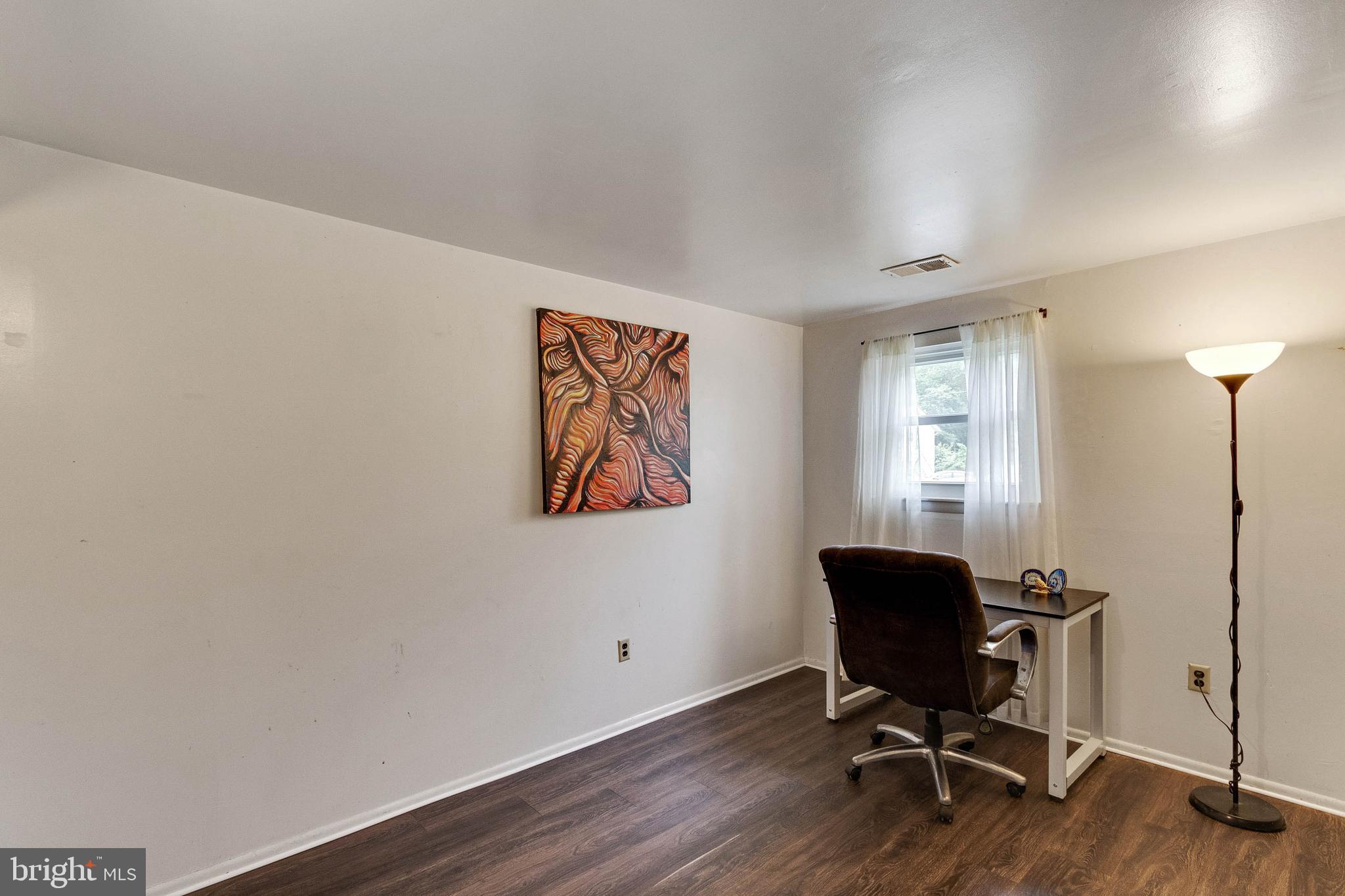 POMFRET ESTATES - Residential