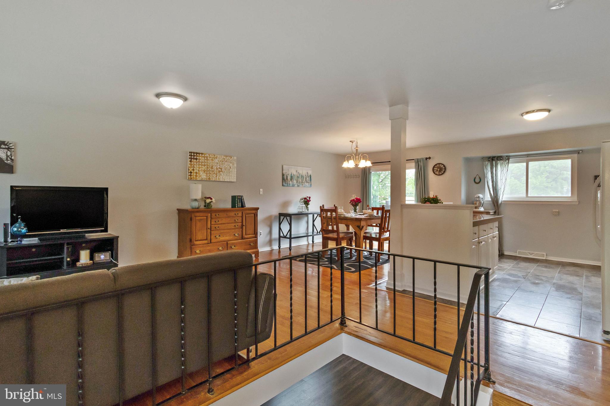 POMFRET ESTATES - Residential