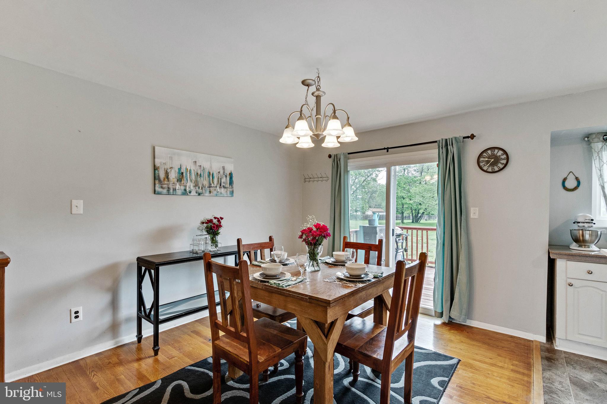 POMFRET ESTATES - Residential