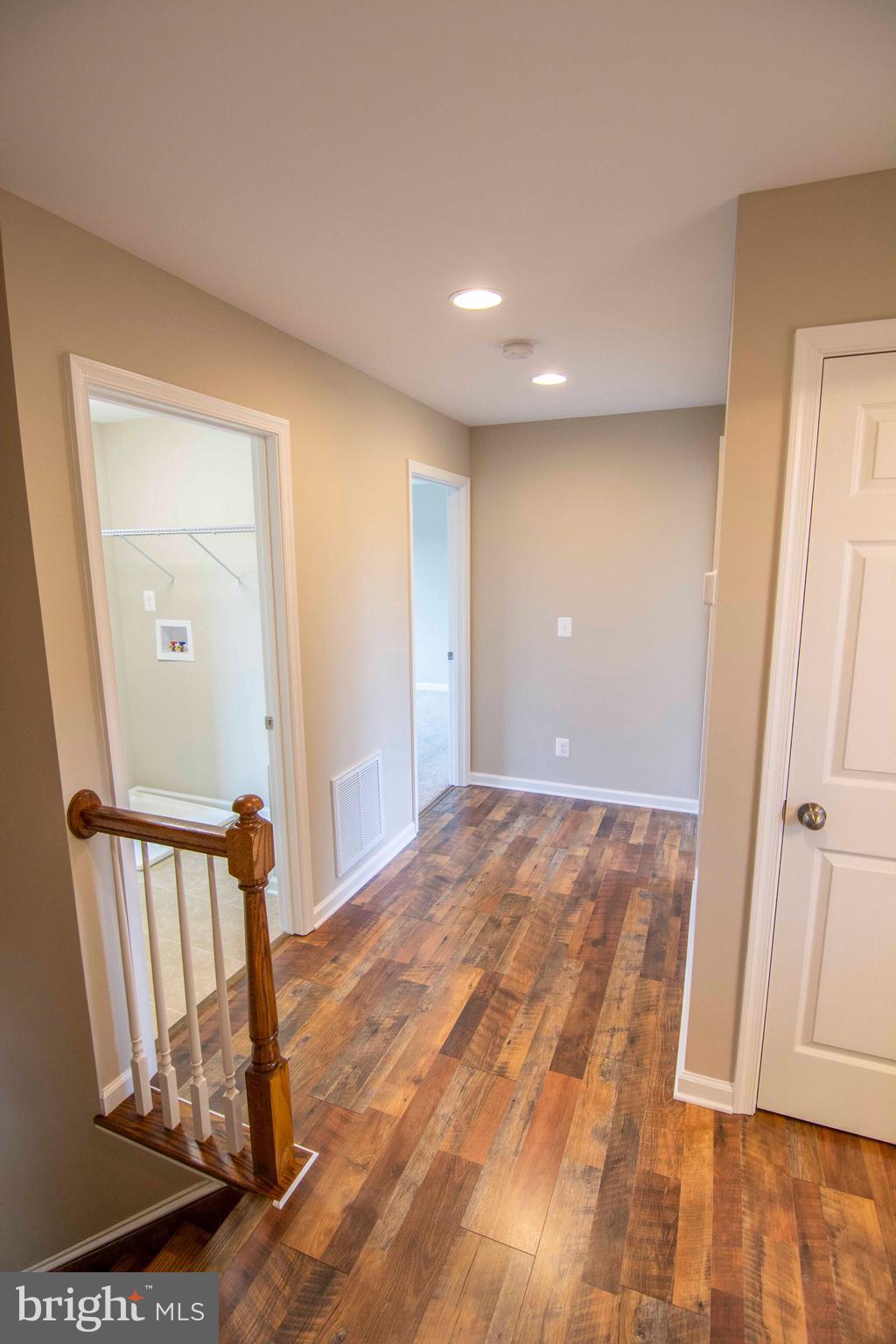 VALLEY VIEW - Residential