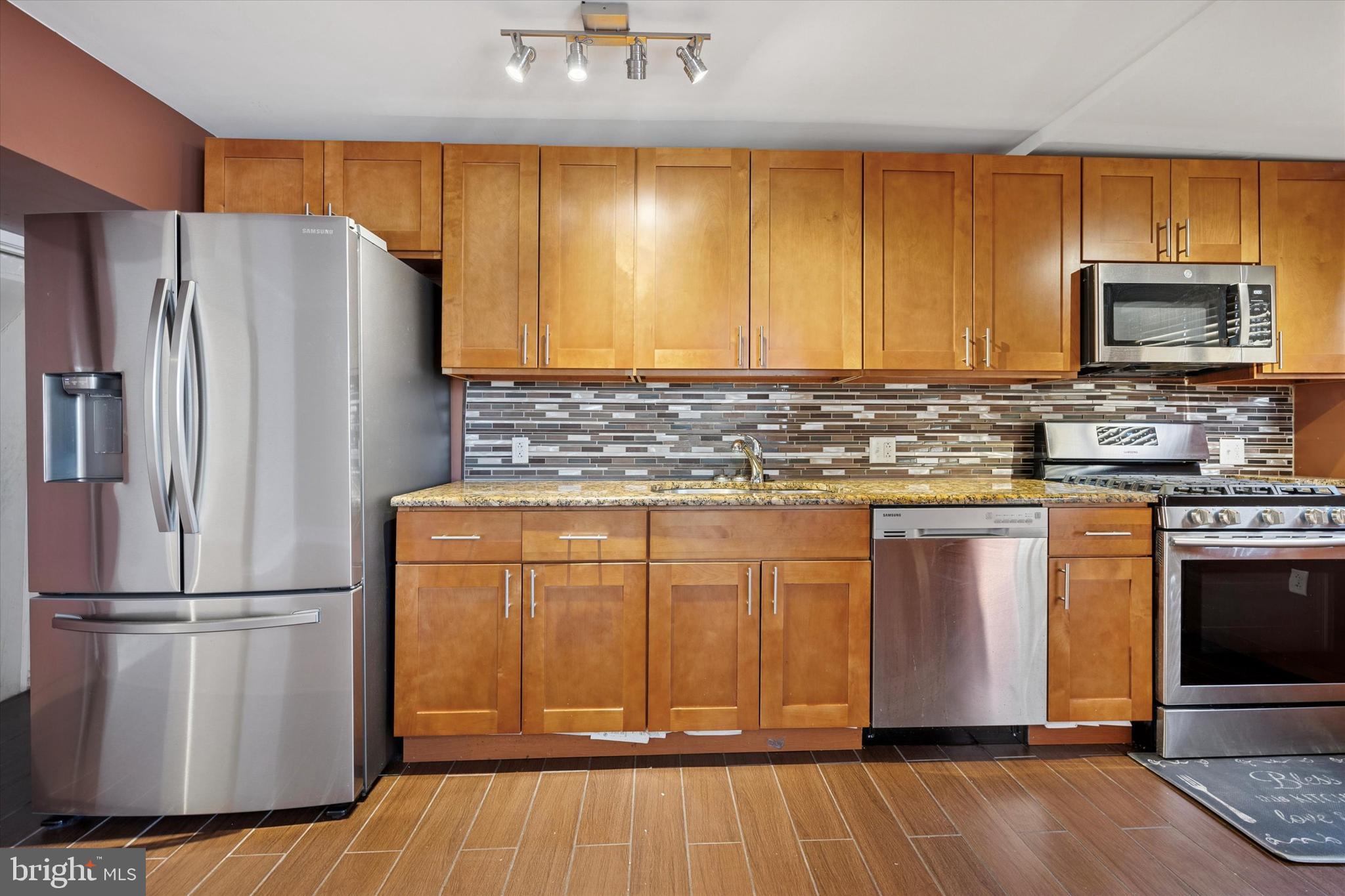 OVERBROOK FARMS - Residential