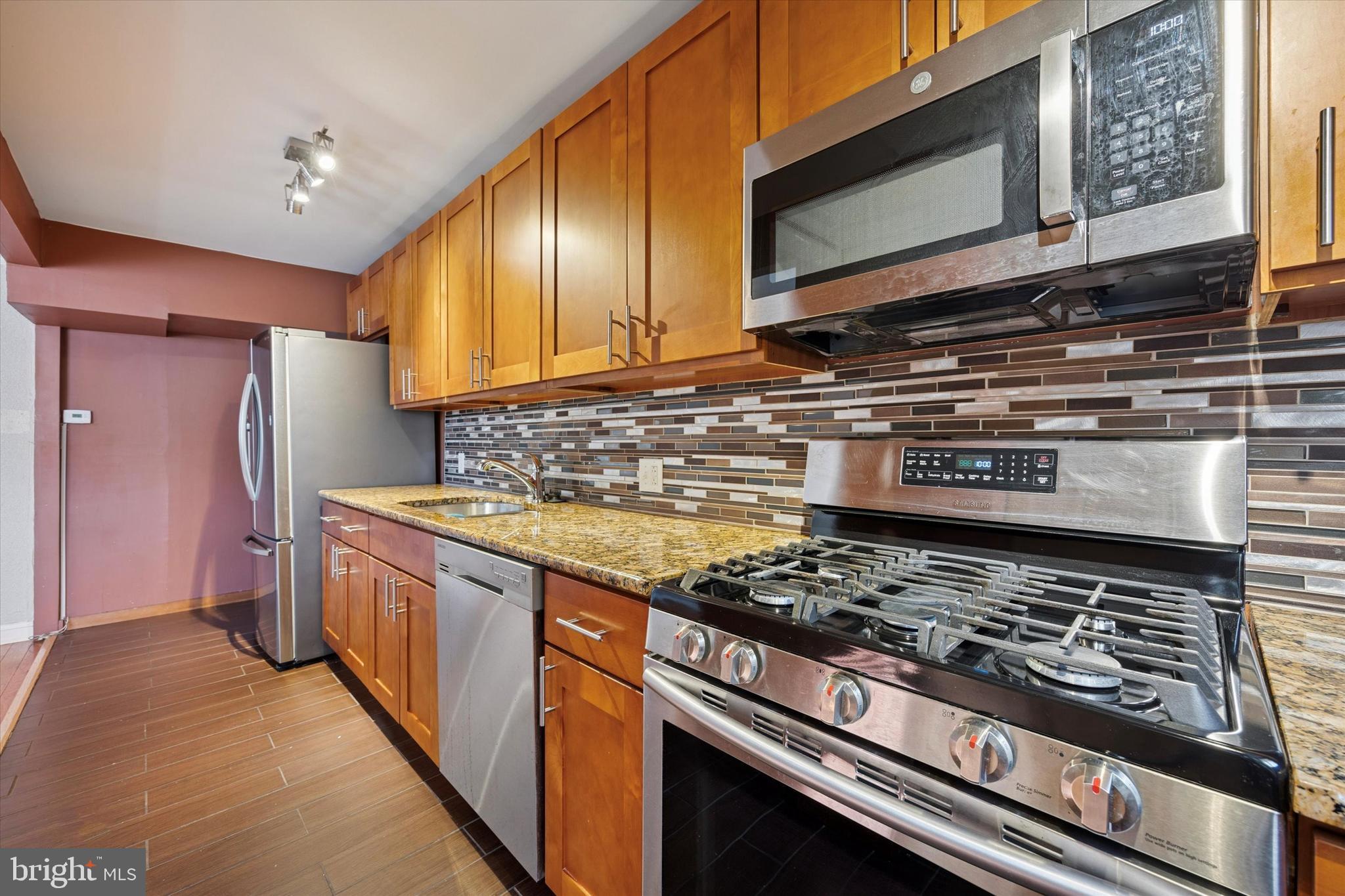 OVERBROOK FARMS - Residential