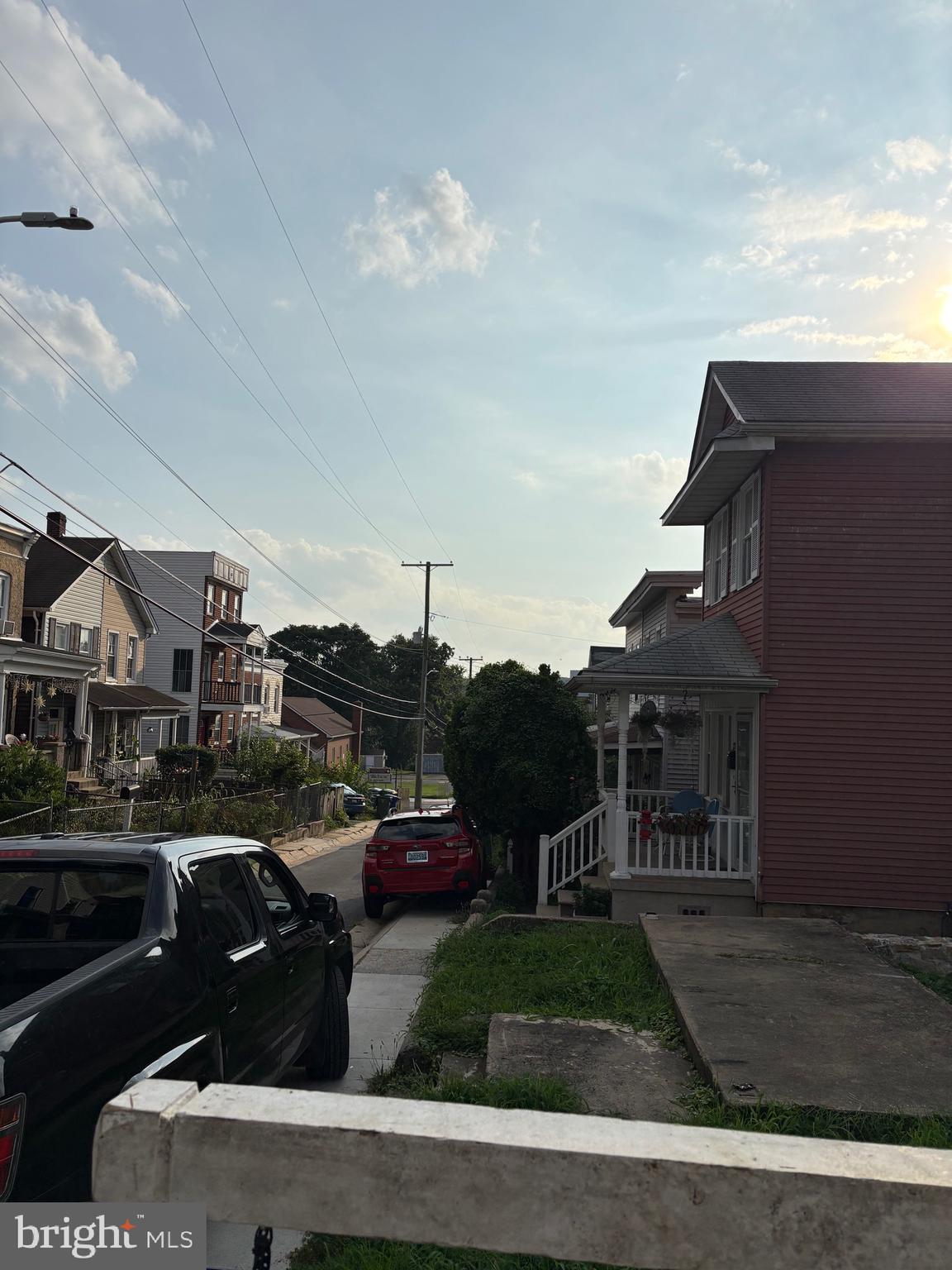 HAMPDEN HISTORIC DISTRICT - Land