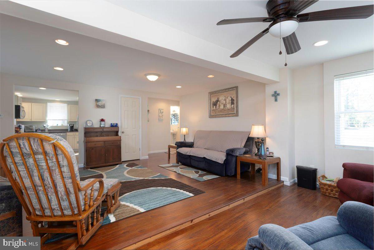 ROCK HALL - Residential