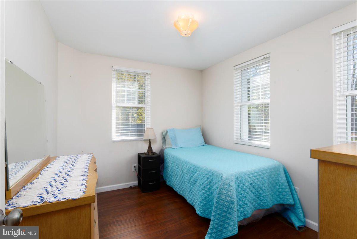 ROCK HALL - Residential