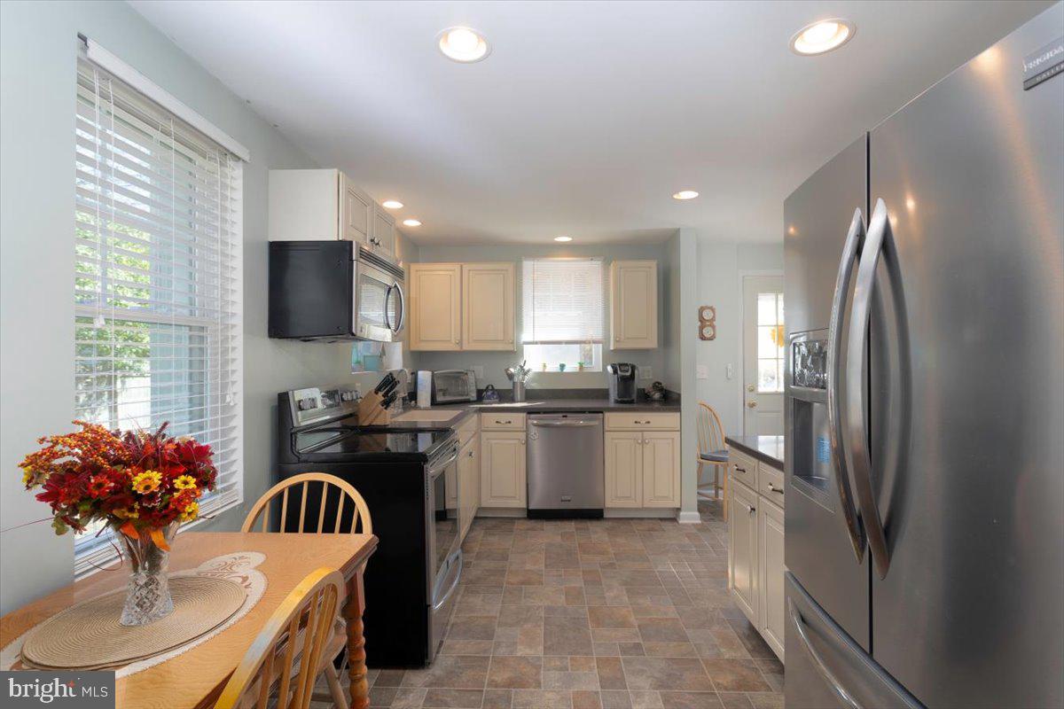 ROCK HALL - Residential