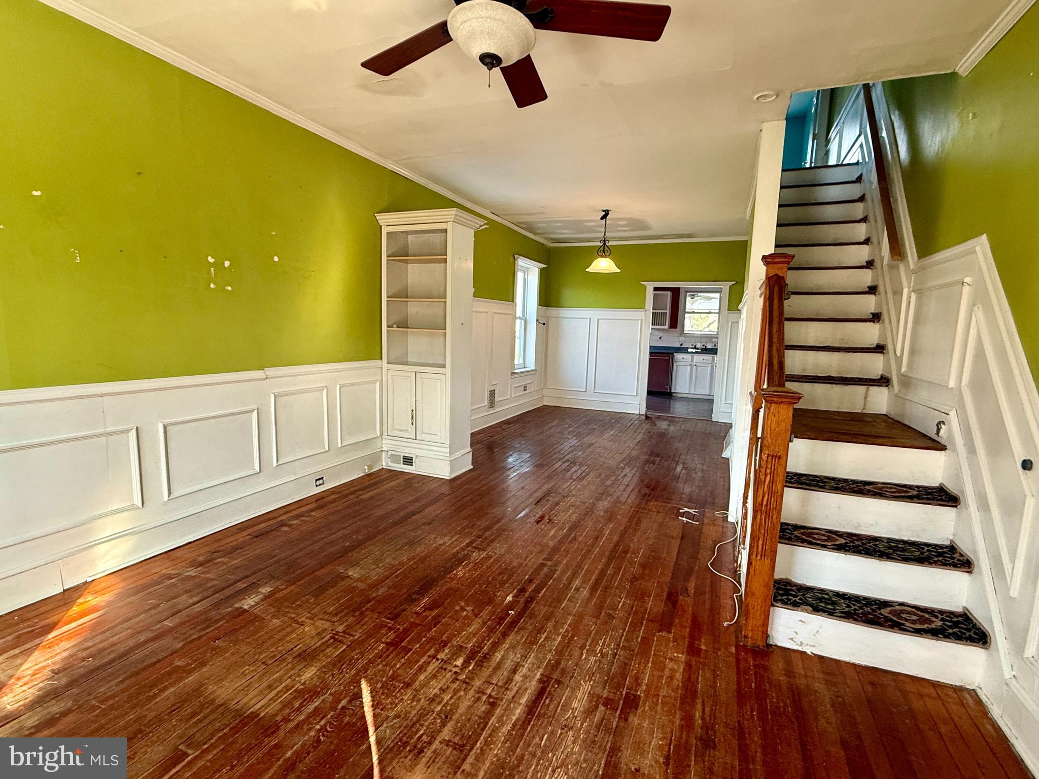 44 E COLLINGS AVENUE