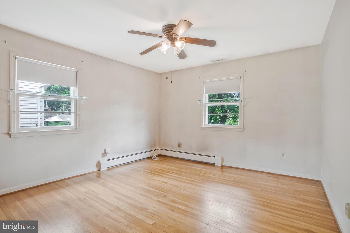 BERWYN HEIGHTS - Residential