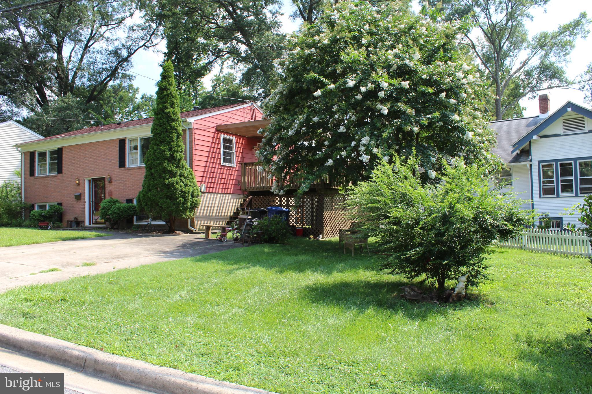 BERWYN HEIGHTS - Residential