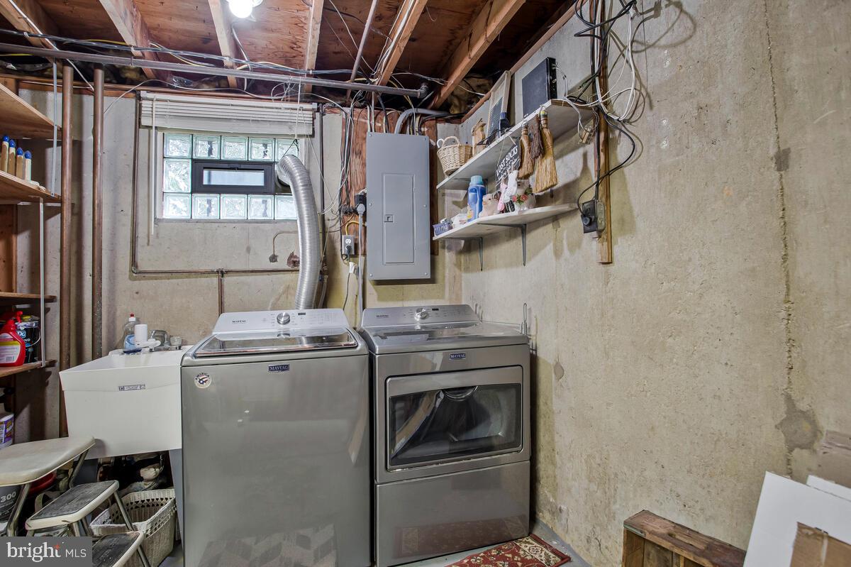 BERWYN HEIGHTS - Residential