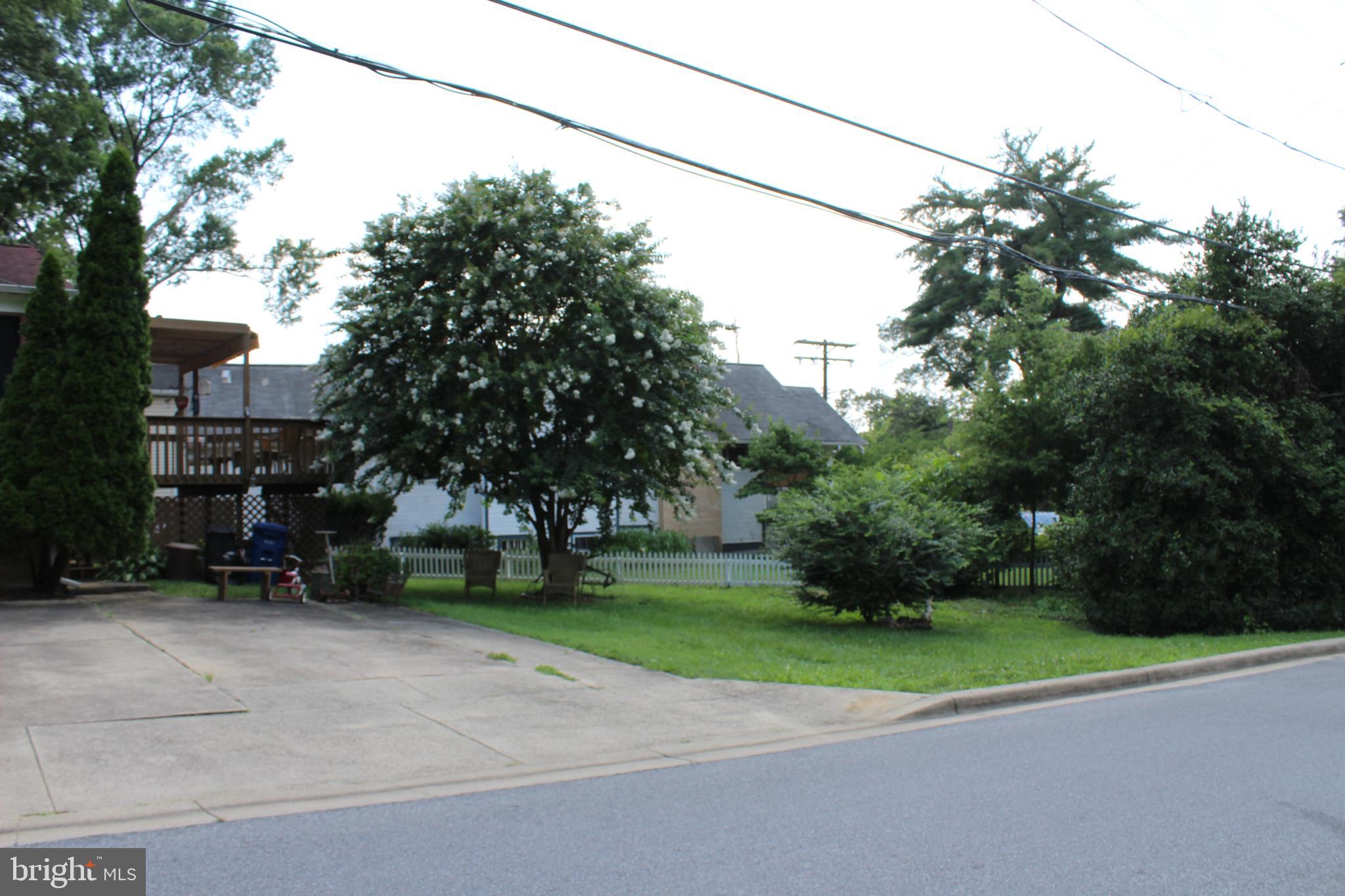 BERWYN HEIGHTS - Residential