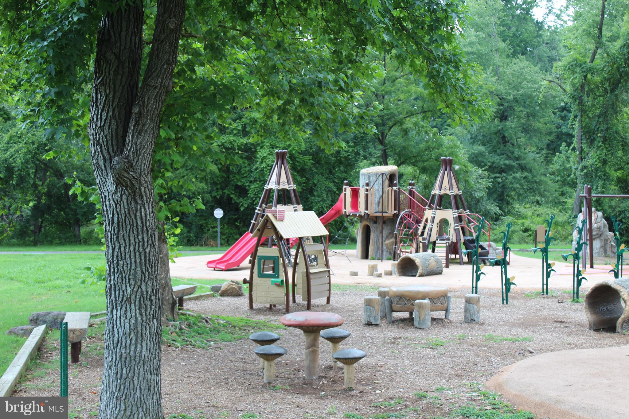 BERWYN HEIGHTS - Residential