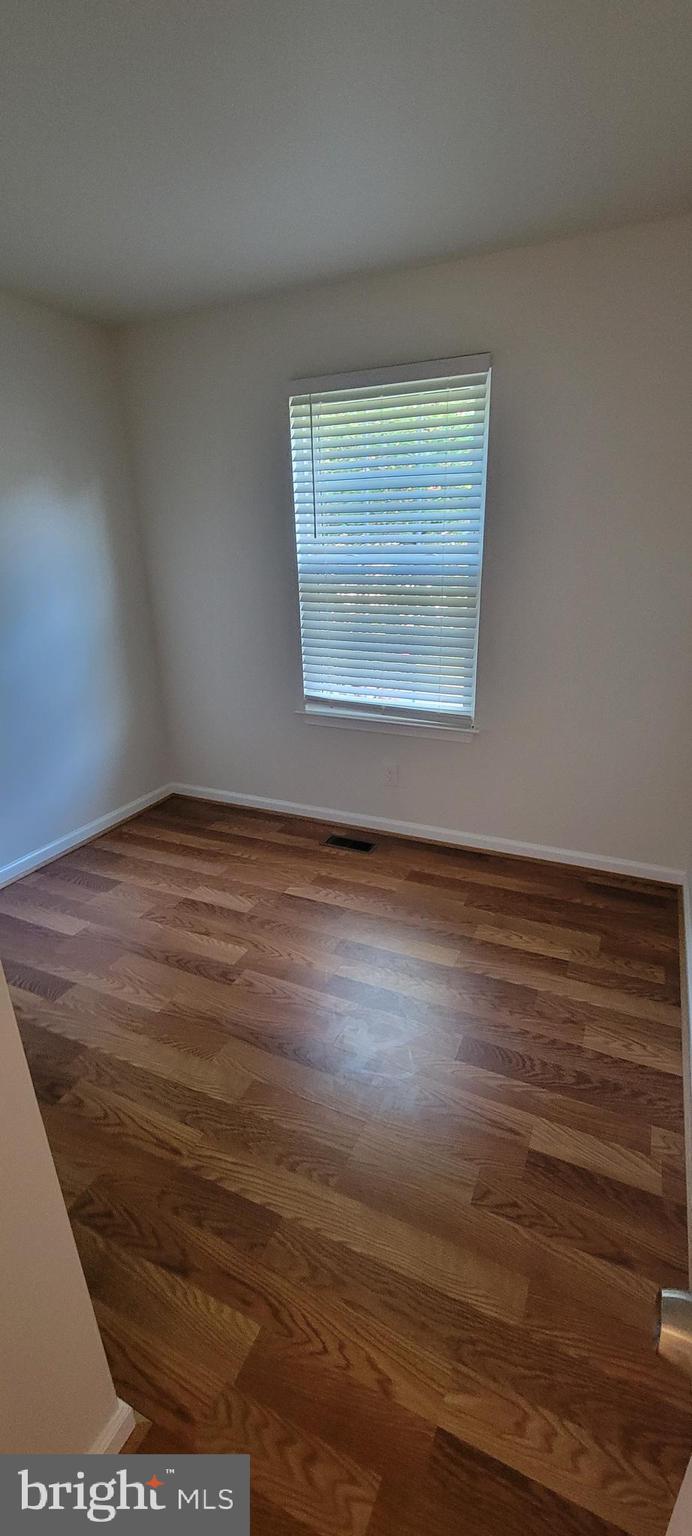 HOLLEYBROOKE/COBBLESTONE - Residential Lease