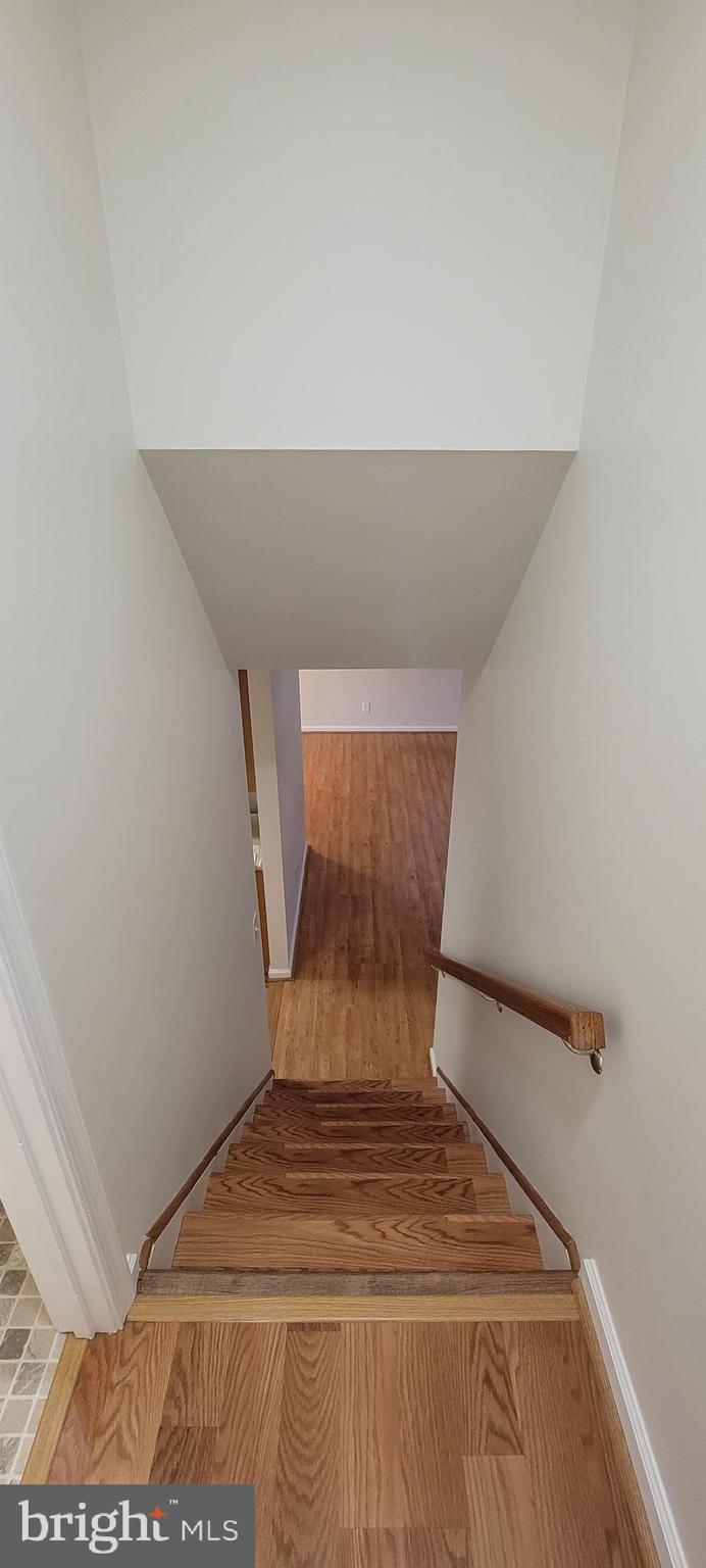 HOLLEYBROOKE/COBBLESTONE - Residential Lease