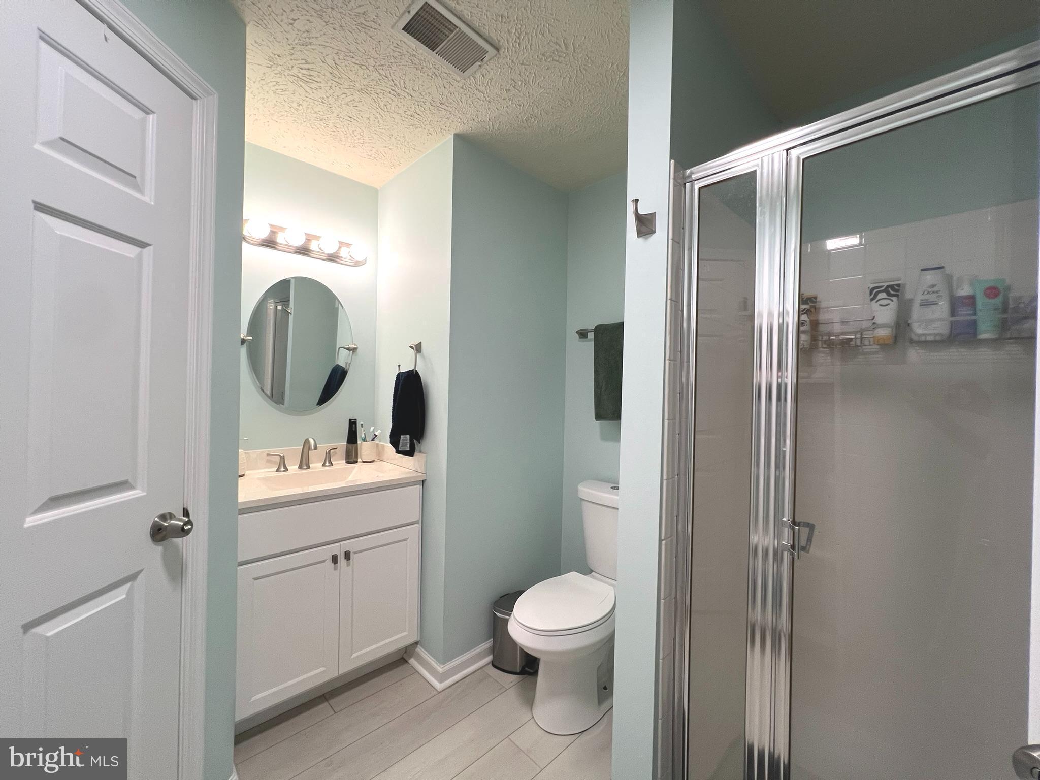 PINEY ORCHARD - Residential Lease