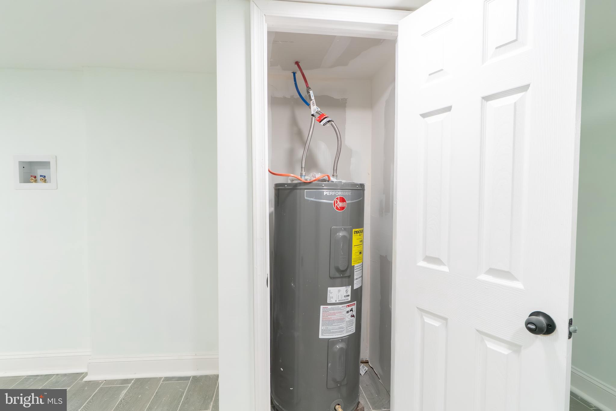 STRAWBERRY MANSION - Residential