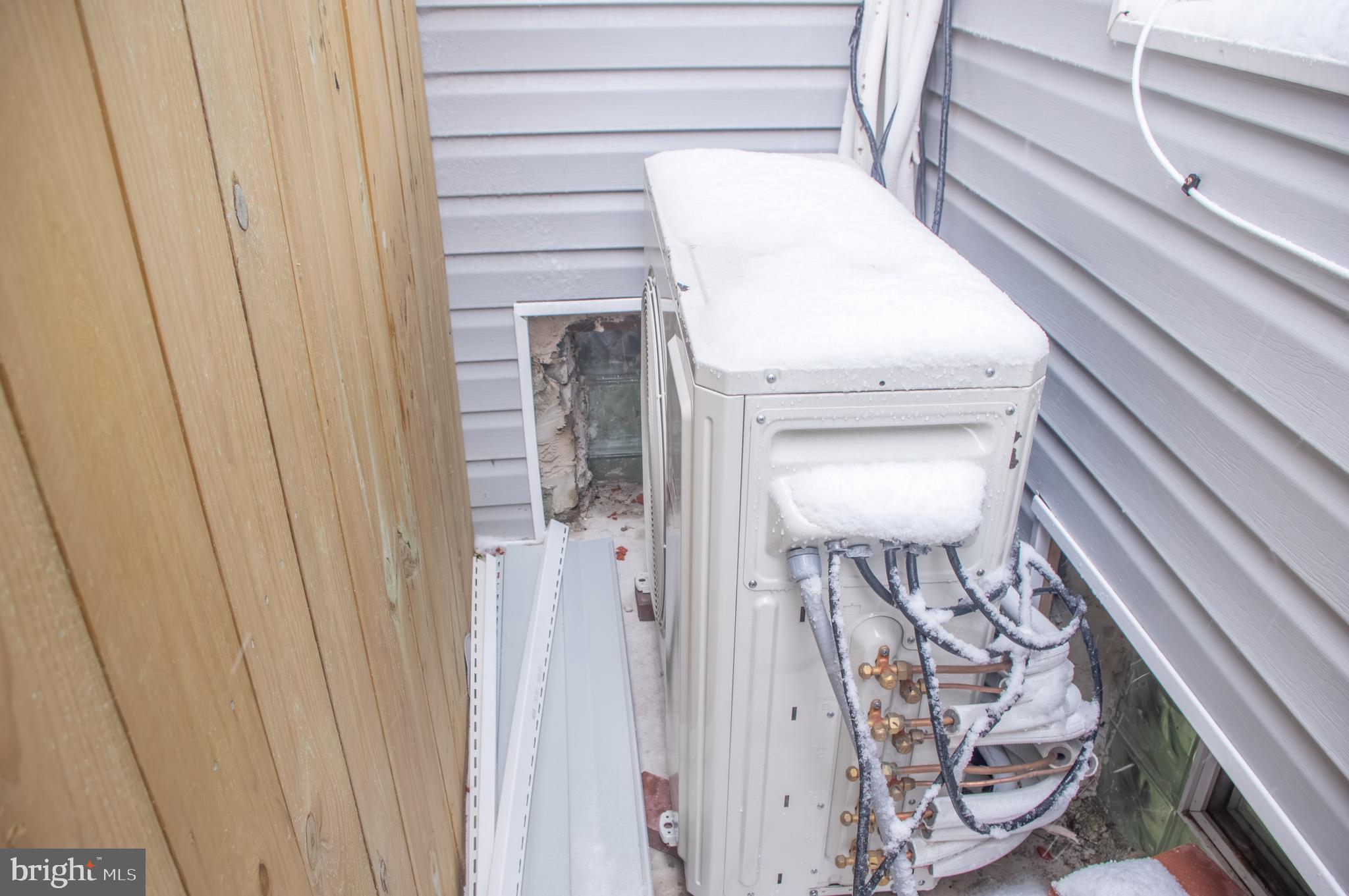 STRAWBERRY MANSION - Residential