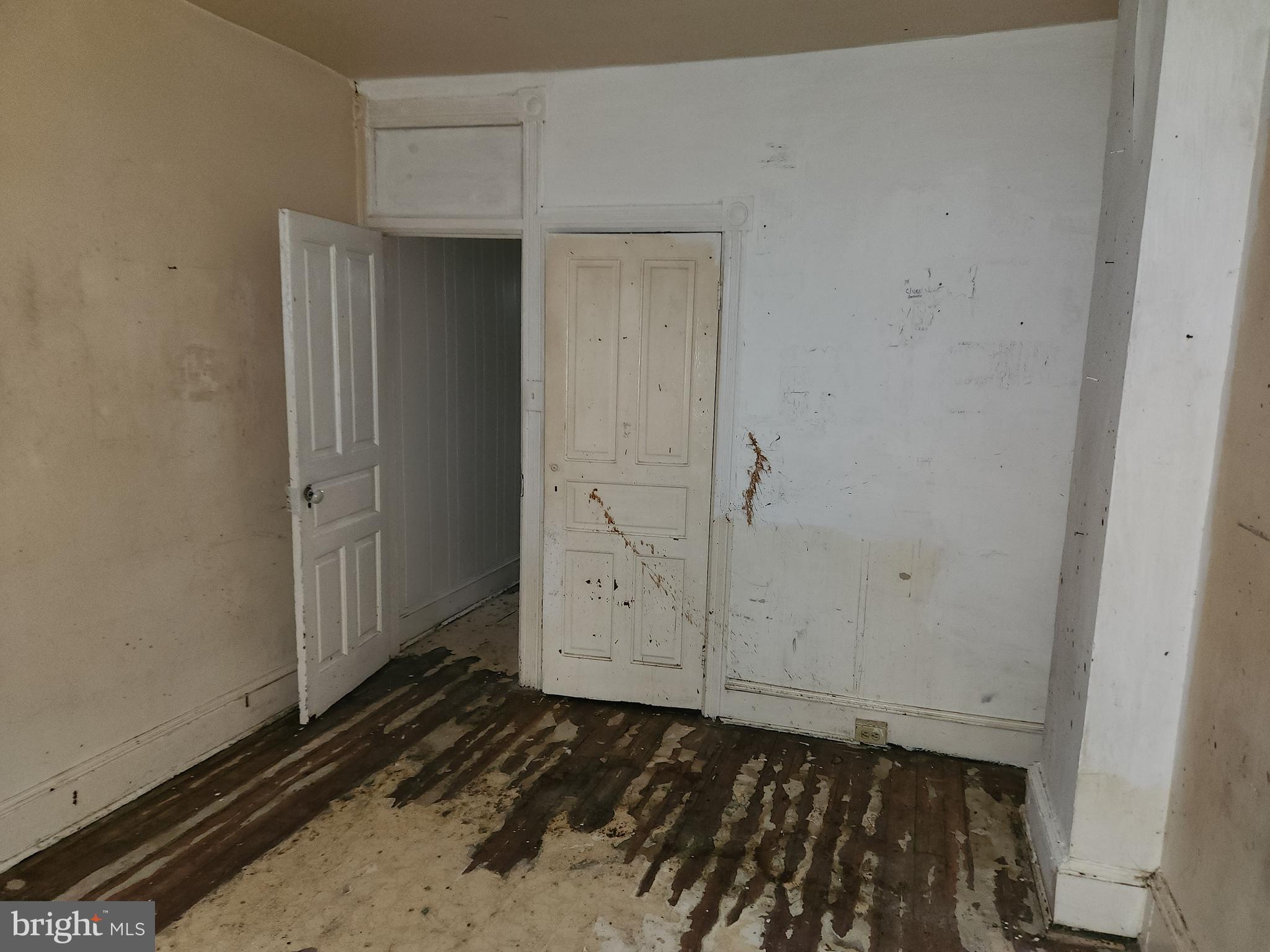 LEXINGTON - Residential