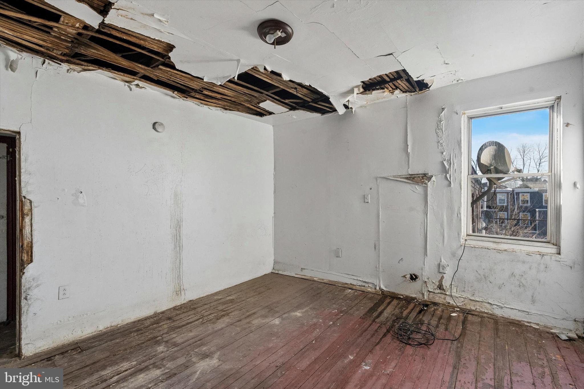 PARKSIDE - Commercial Sale