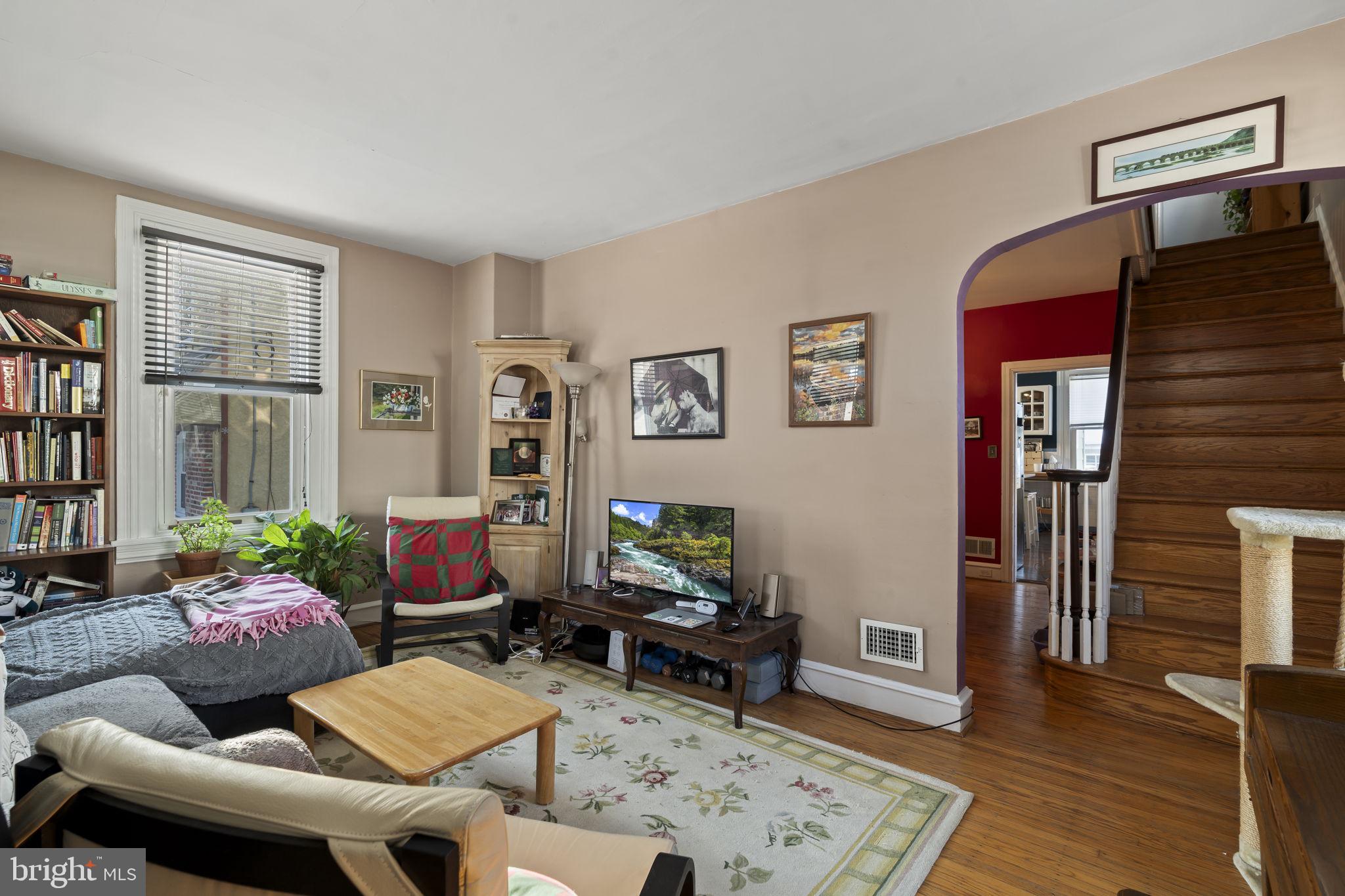 7846 FLOURTOWN AVENUE