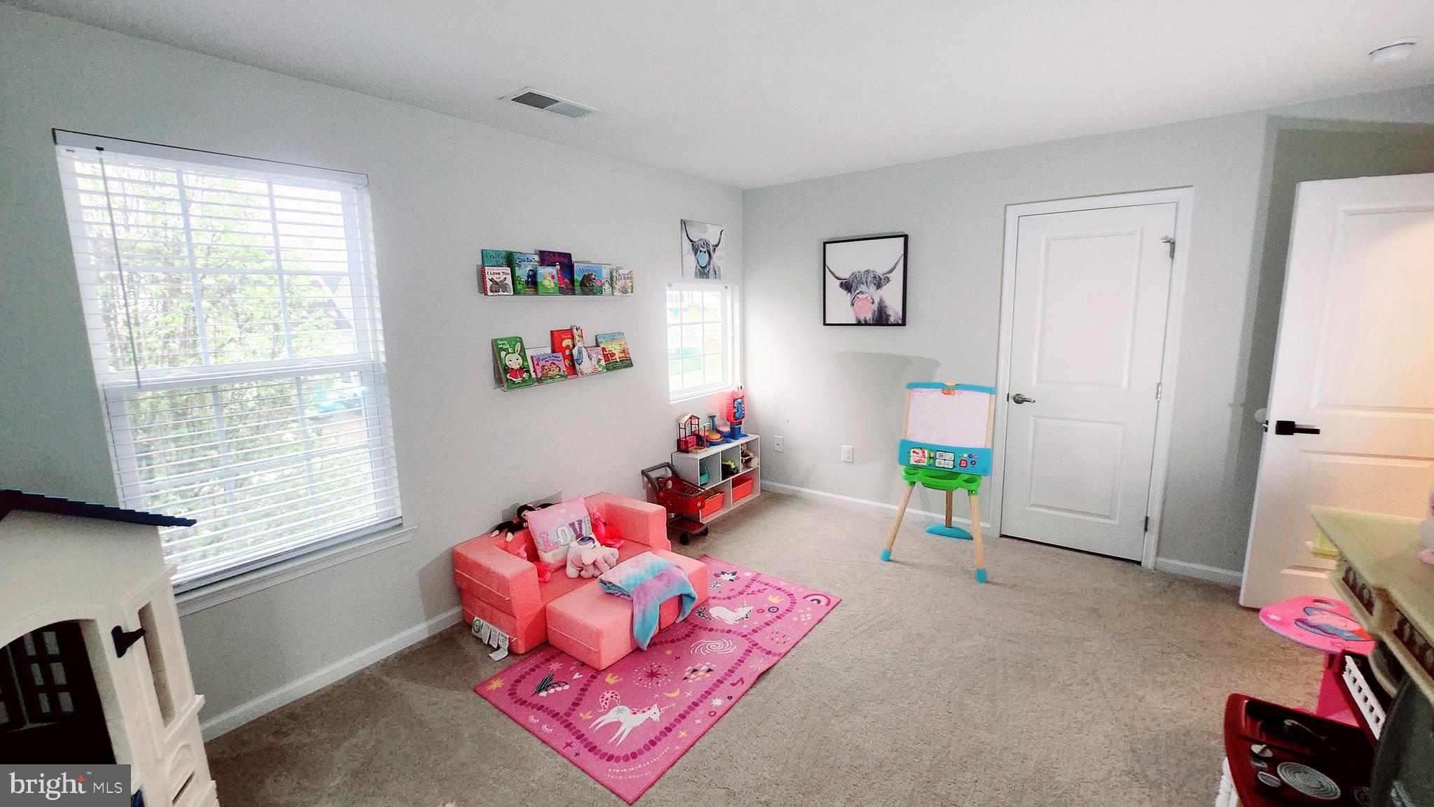 POTOMAC STATION - Residential