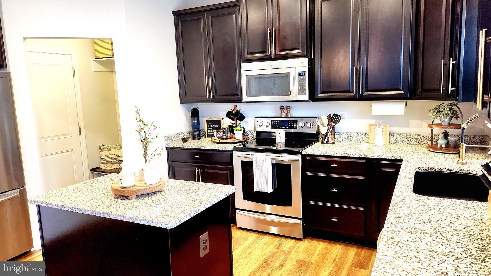 POTOMAC STATION - Residential