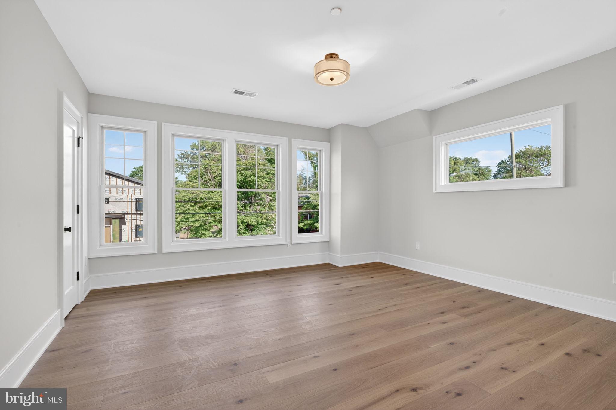 BRADMOOR - Residential