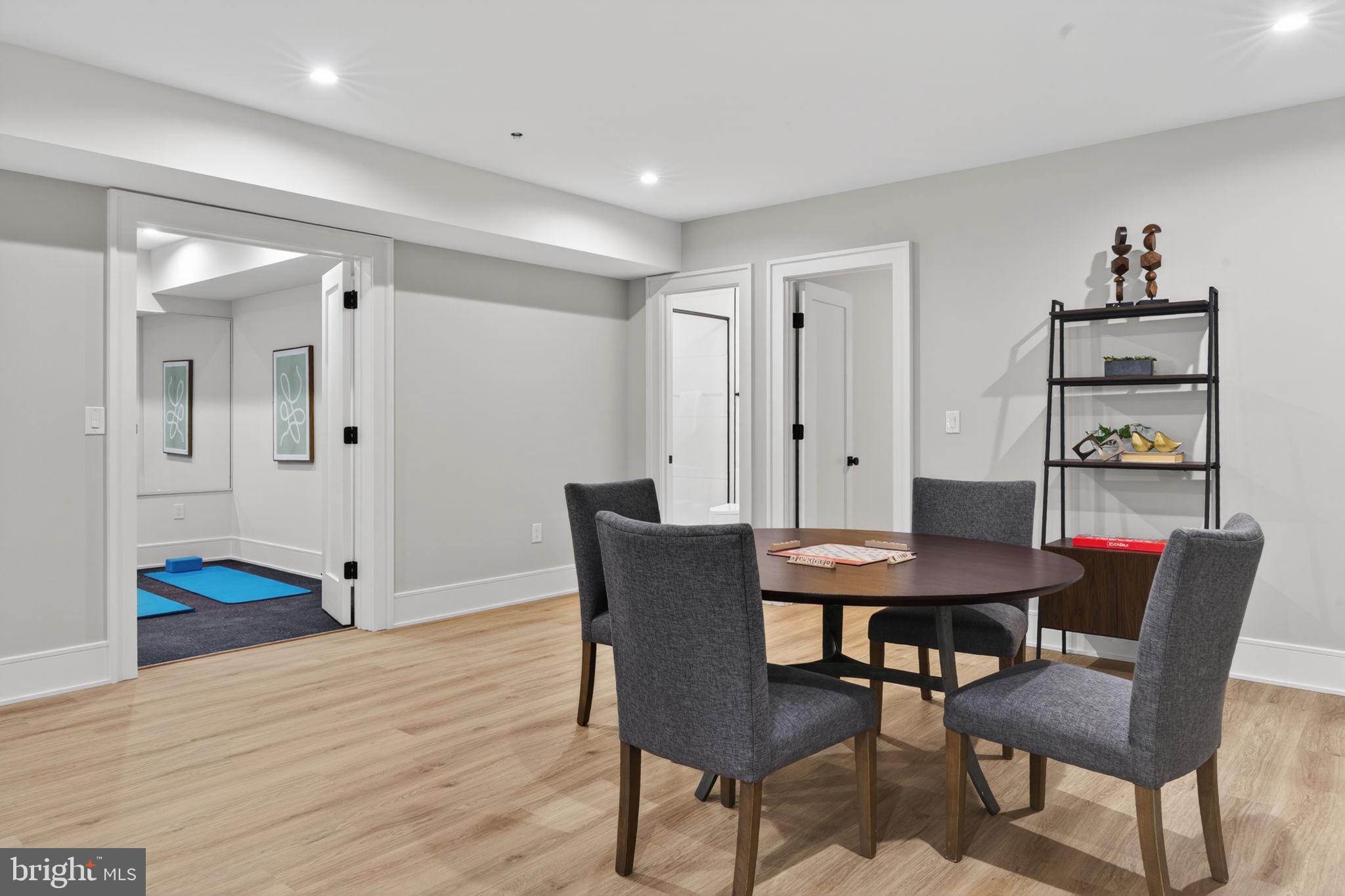 BRADMOOR - Residential