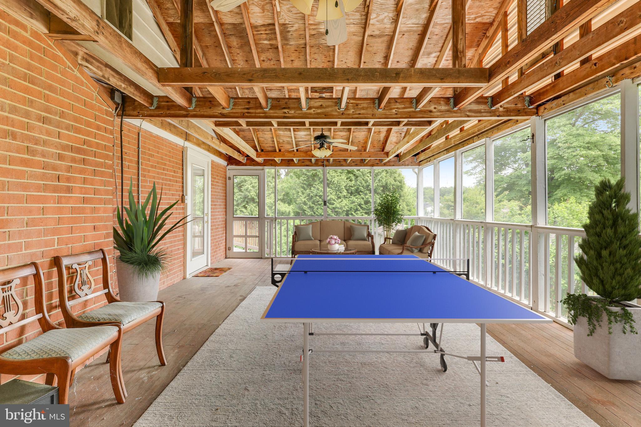 WESTBRIAR COUNTRY CLUB ESTATES - Residential Lease