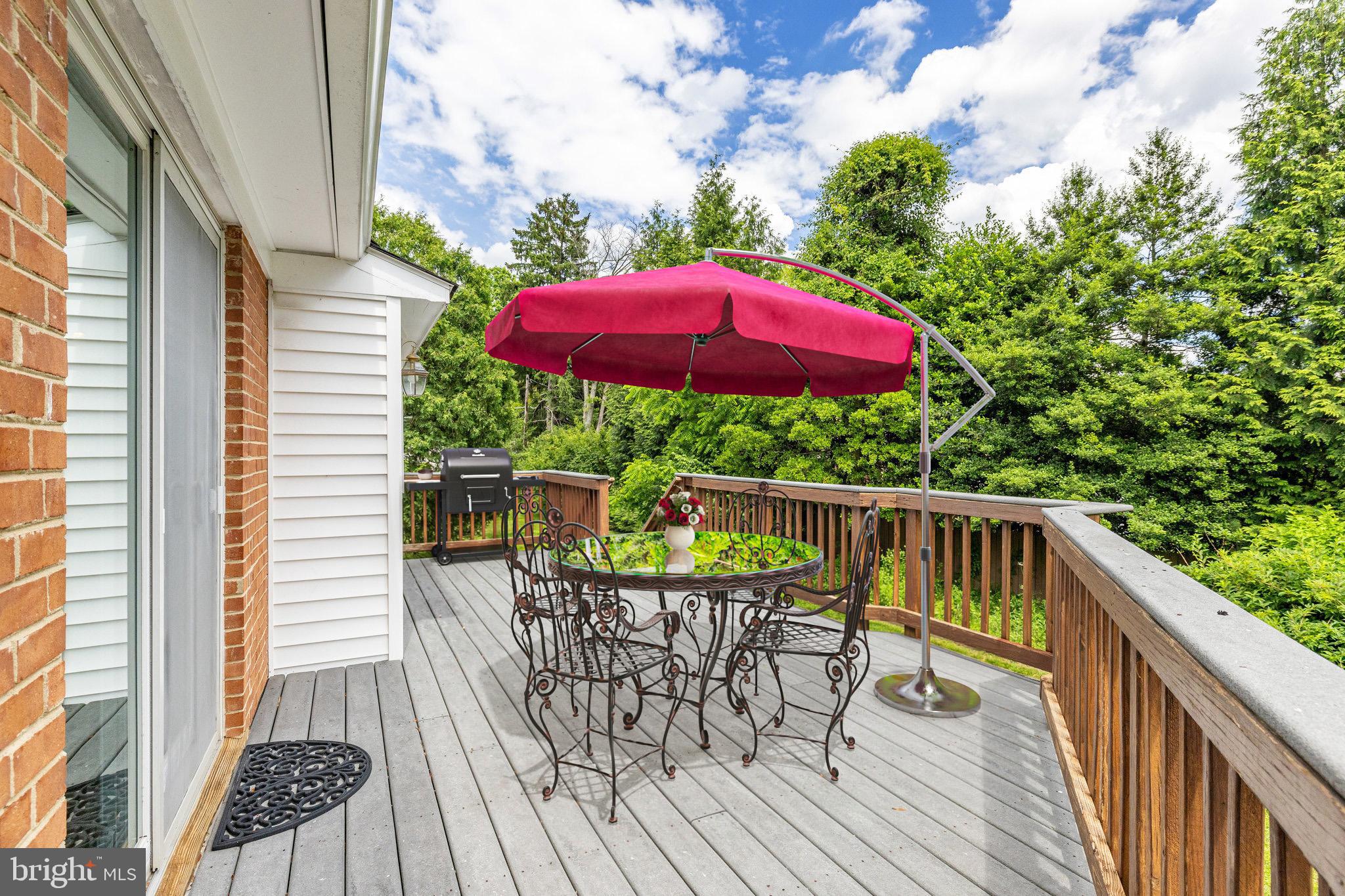 WESTBRIAR COUNTRY CLUB ESTATES - Residential Lease