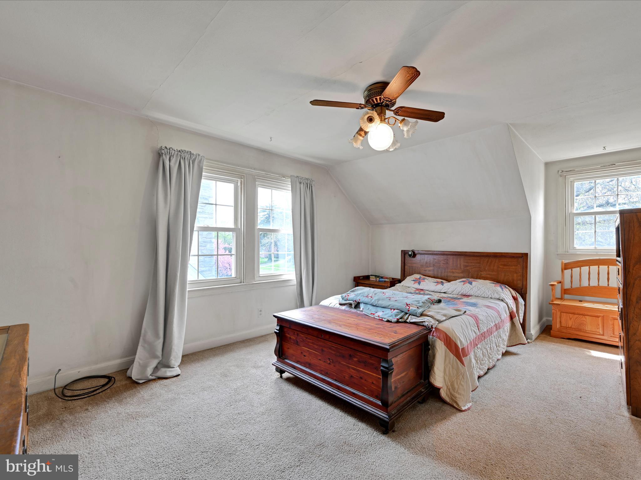 GRANDVIEW HEIGHTS - Residential